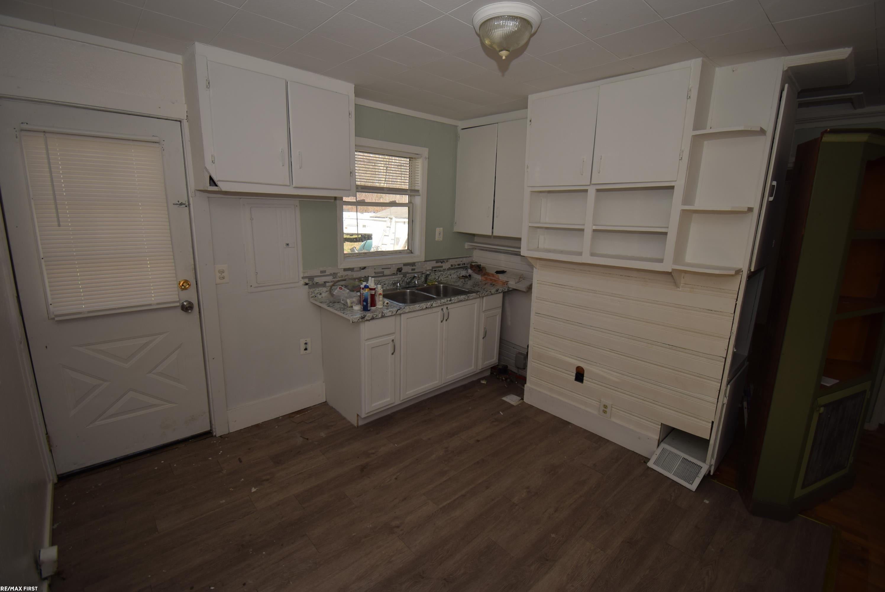 20150 Sherwood Road, MI 48111 — Photo 12