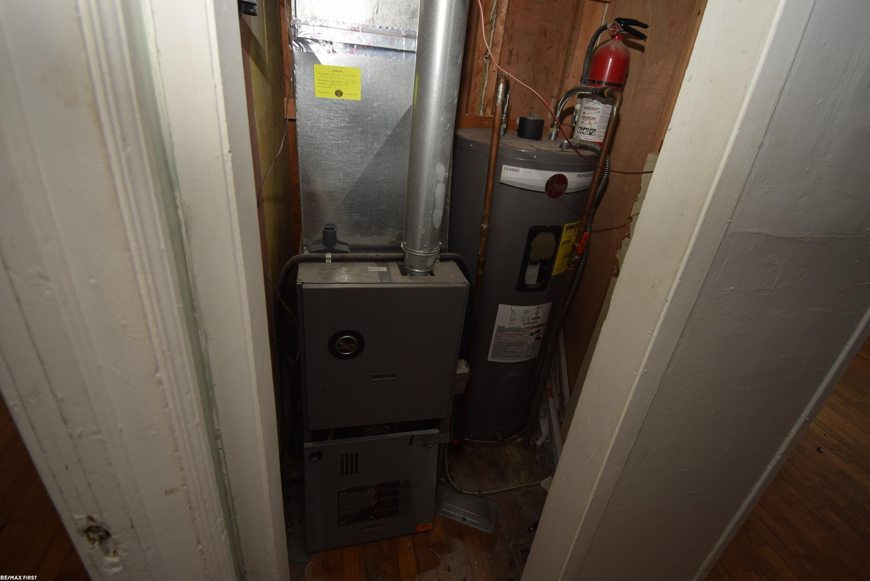 20150 Sherwood Road, MI 48111 — Photo 13