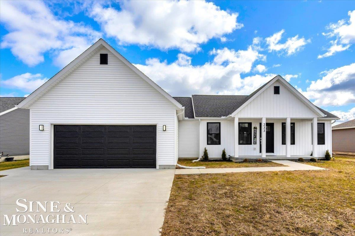 233 Oregon Avenue, Marysville, MI 48040 — Photo 3