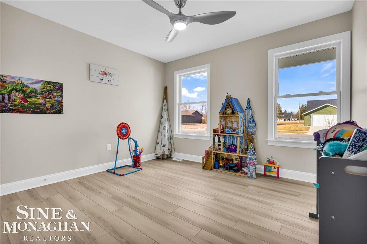 233 Oregon Avenue, Marysville, MI 48040 — Photo 17