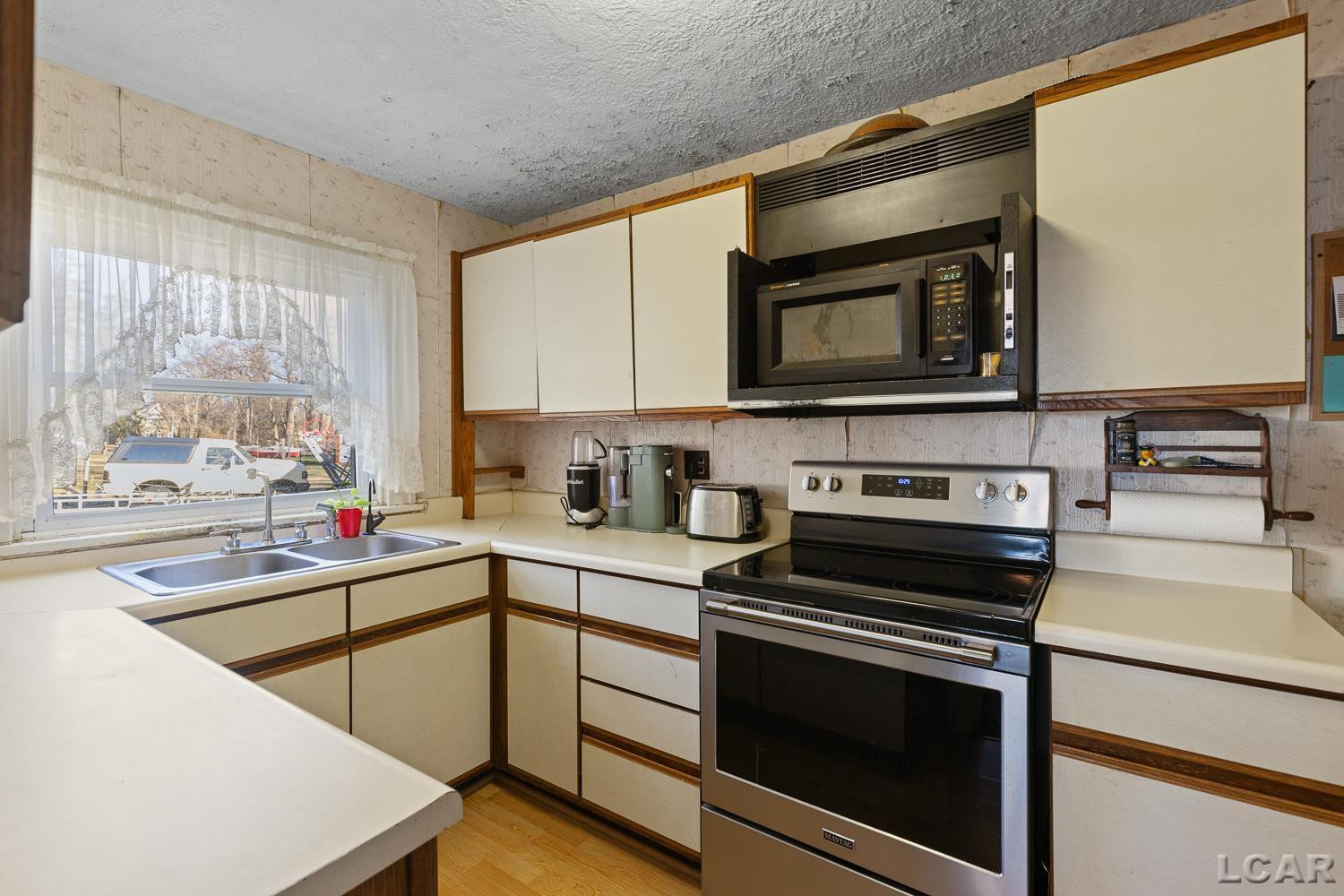 3601 , 3599 Round Lake Highway, Manitou Beach, MI 49253 — Photo 3