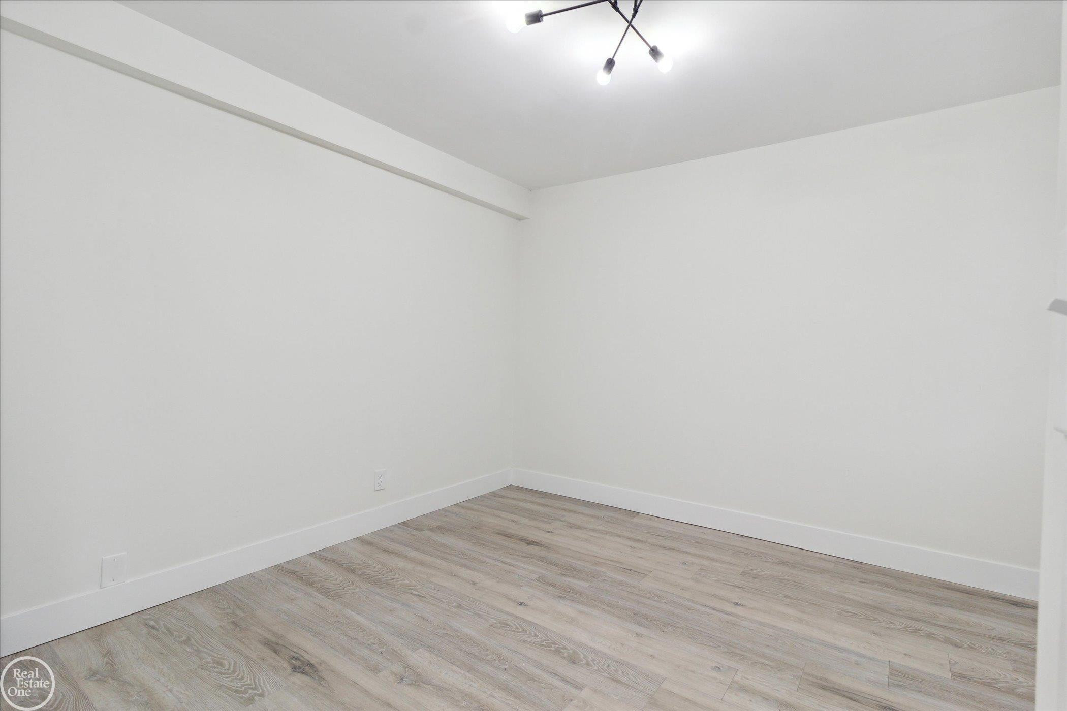 14221 MARSHALL Avenue, Warren, MI 48089 — Photo 11