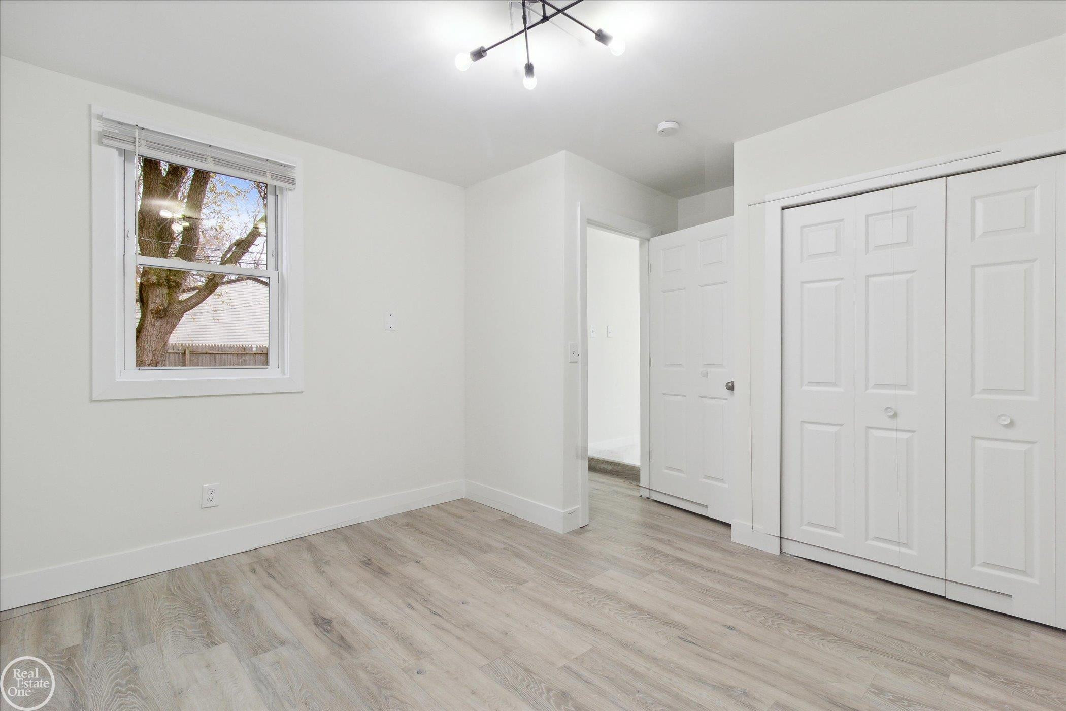 14221 MARSHALL Avenue, Warren, MI 48089 — Photo 12