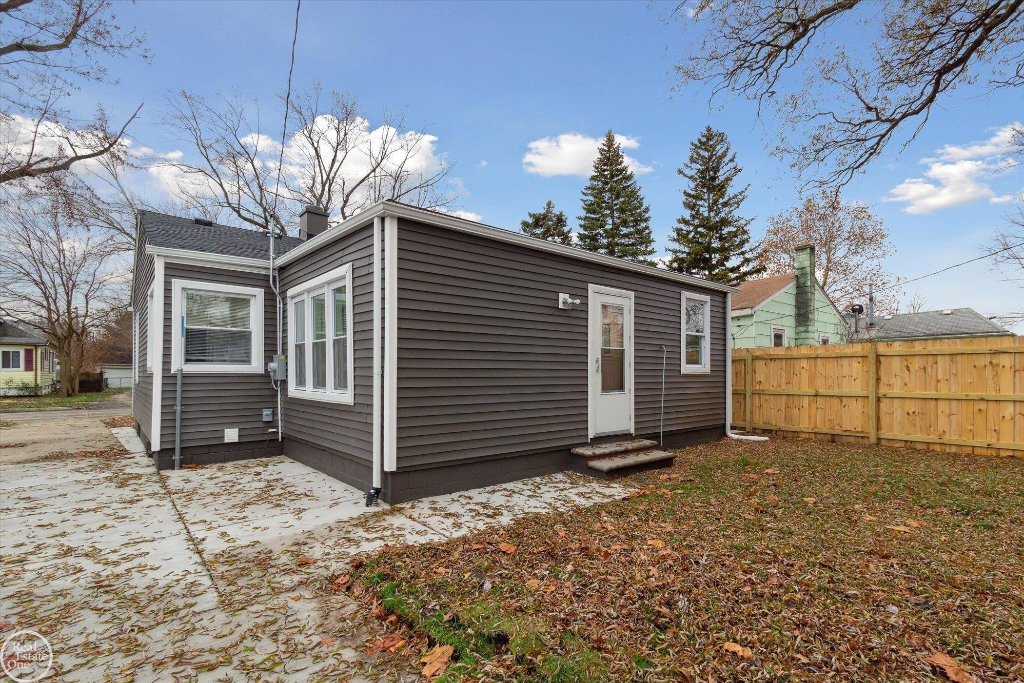 14221 MARSHALL Avenue, Warren, MI 48089 — Photo 17