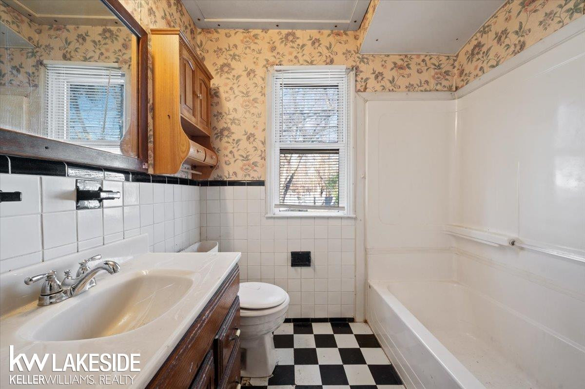 17375 Winston Street, Detroit, MI 48219 — Photo 15