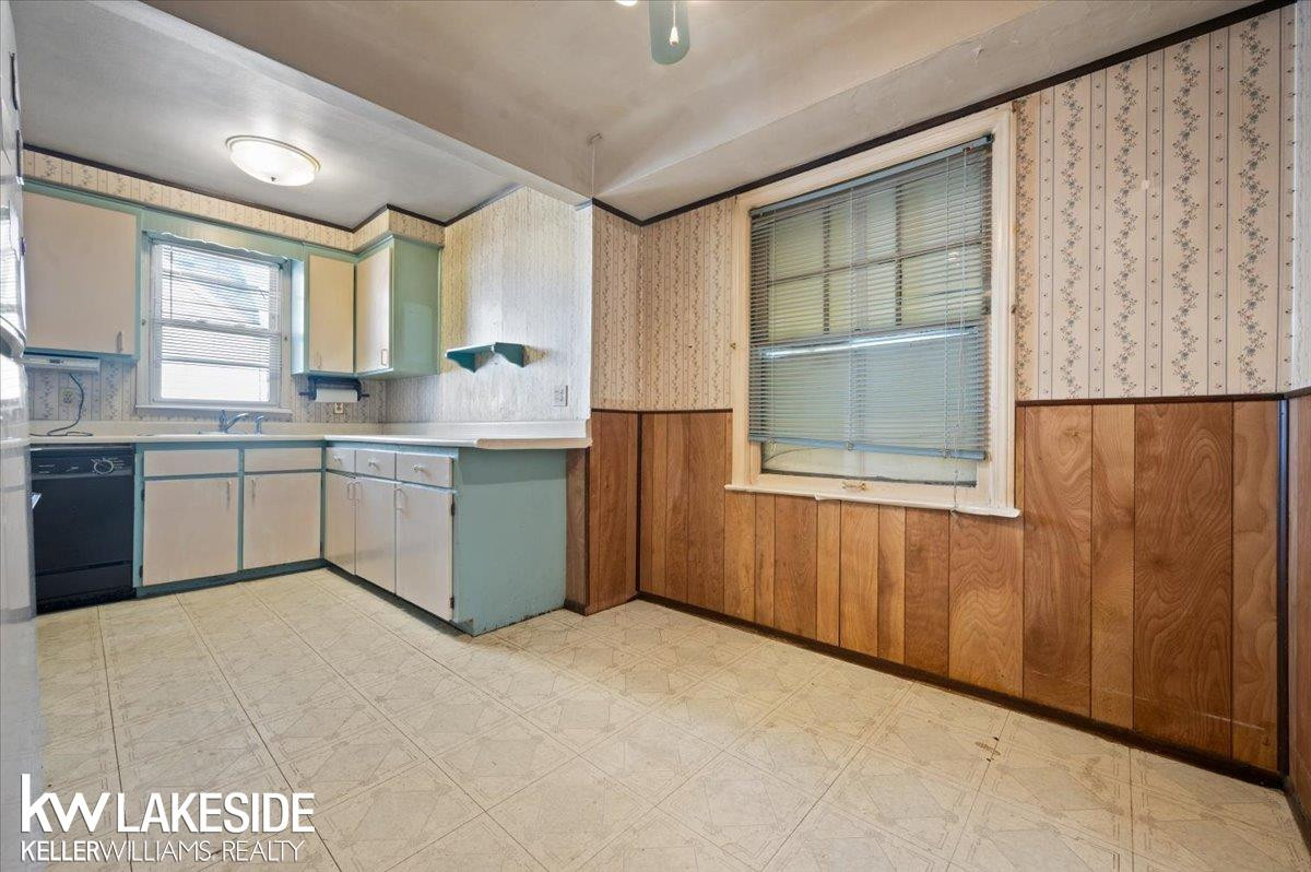 17375 Winston Street, Detroit, MI 48219 — Photo 18