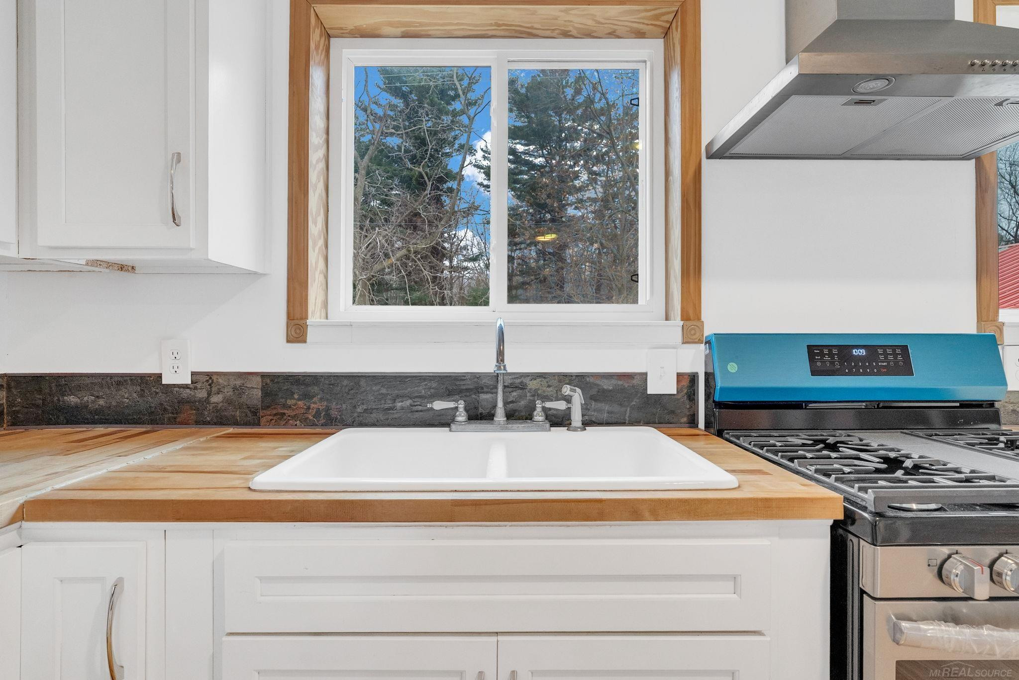 4358 Lakeshore Road, Lexington, MI 48450 — Photo 18