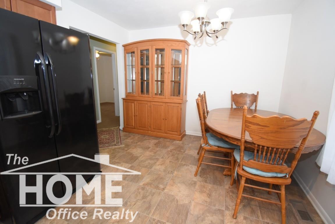205 E Rolfe Street, Perry, MI 48872 — Photo 9