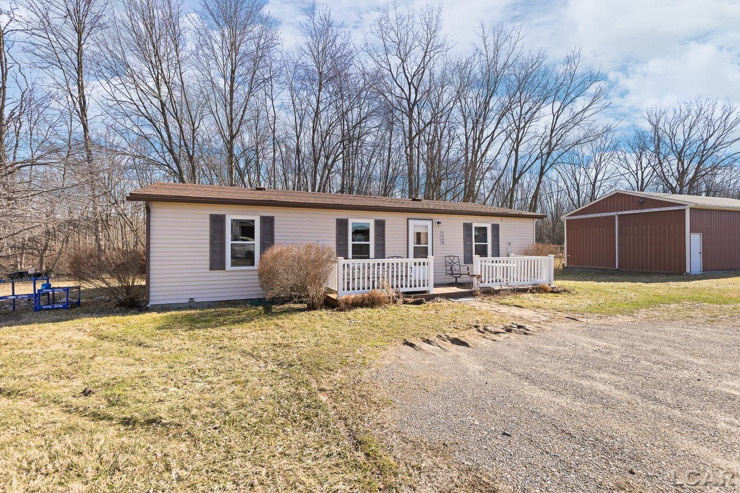 3601 , 3599 Round Lake Highway, Manitou Beach, MI 49253 — Photo 35