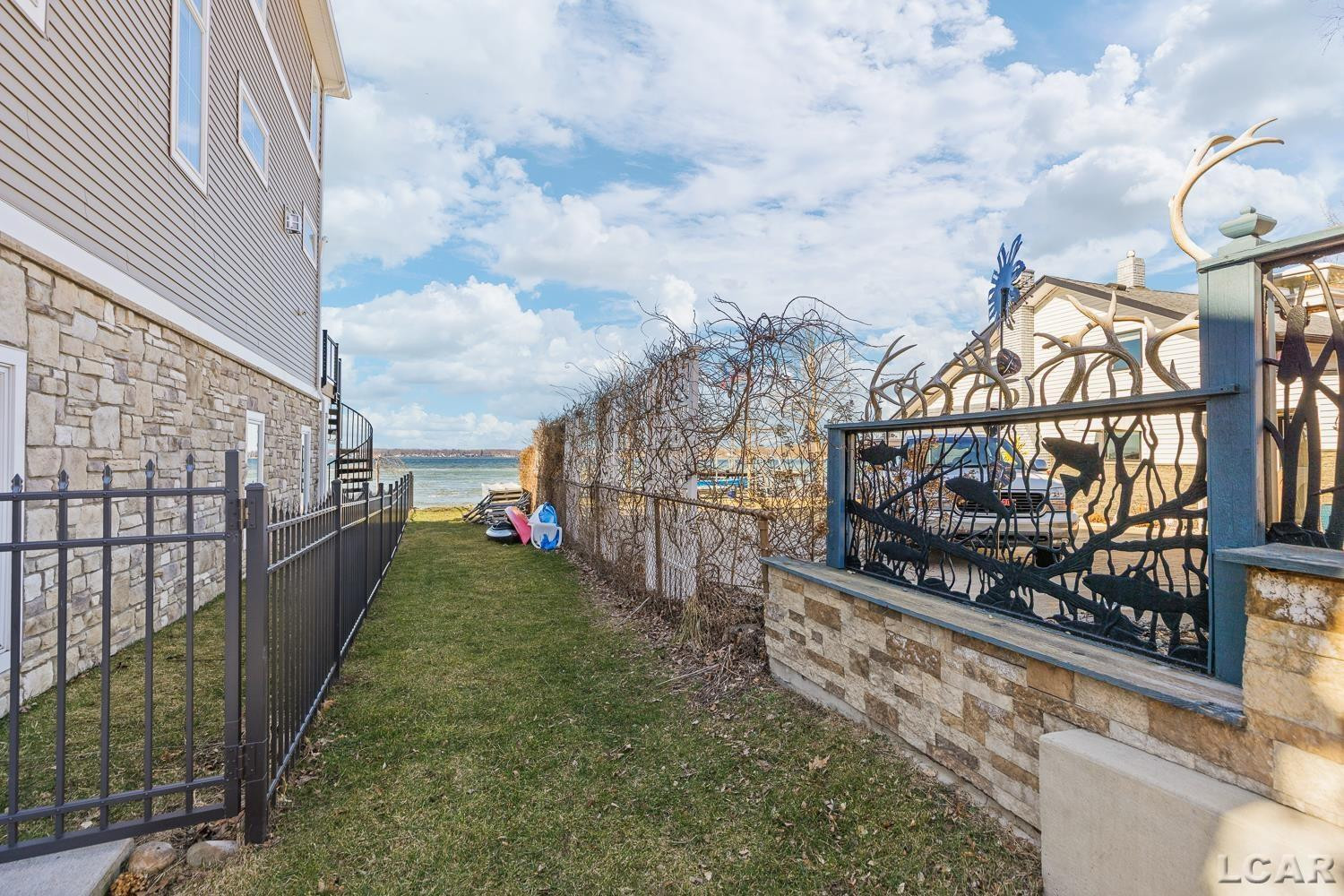 3601 , 3599 Round Lake Highway, Manitou Beach, MI 49253 — Photo 59