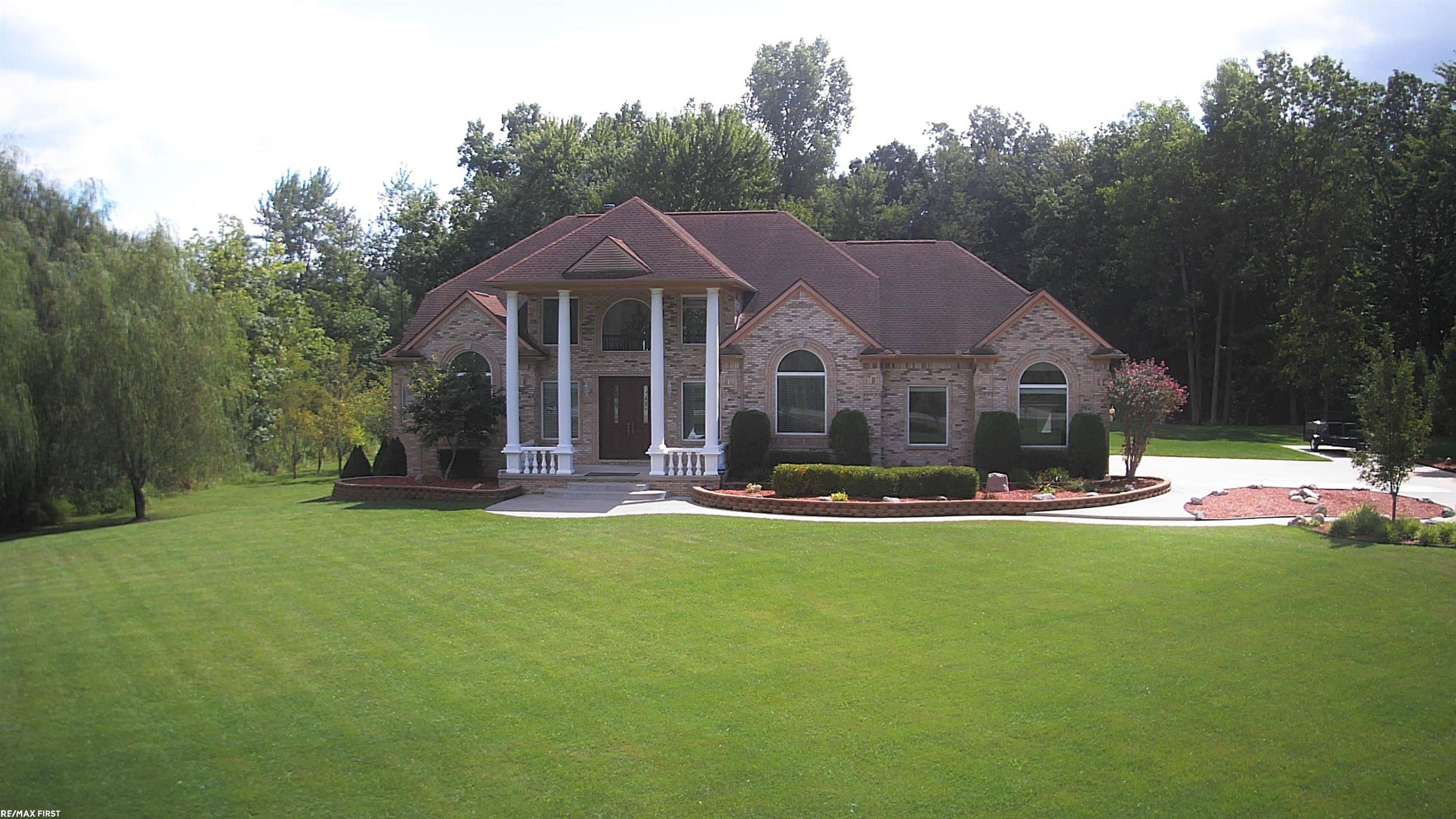 400 E Romeo Road, MI — Photo 2
