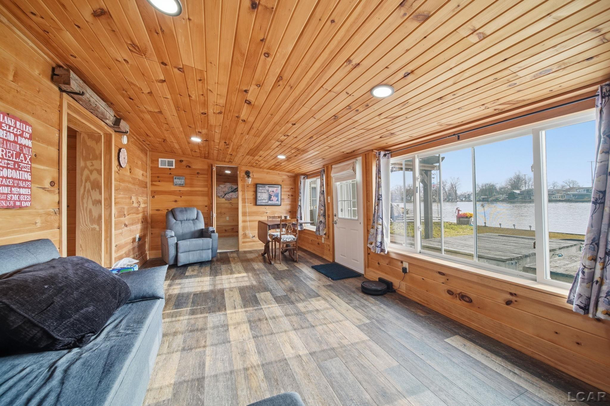 11360 W Ferndale Drive, Manitou Beach, MI 49253 — Photo 16