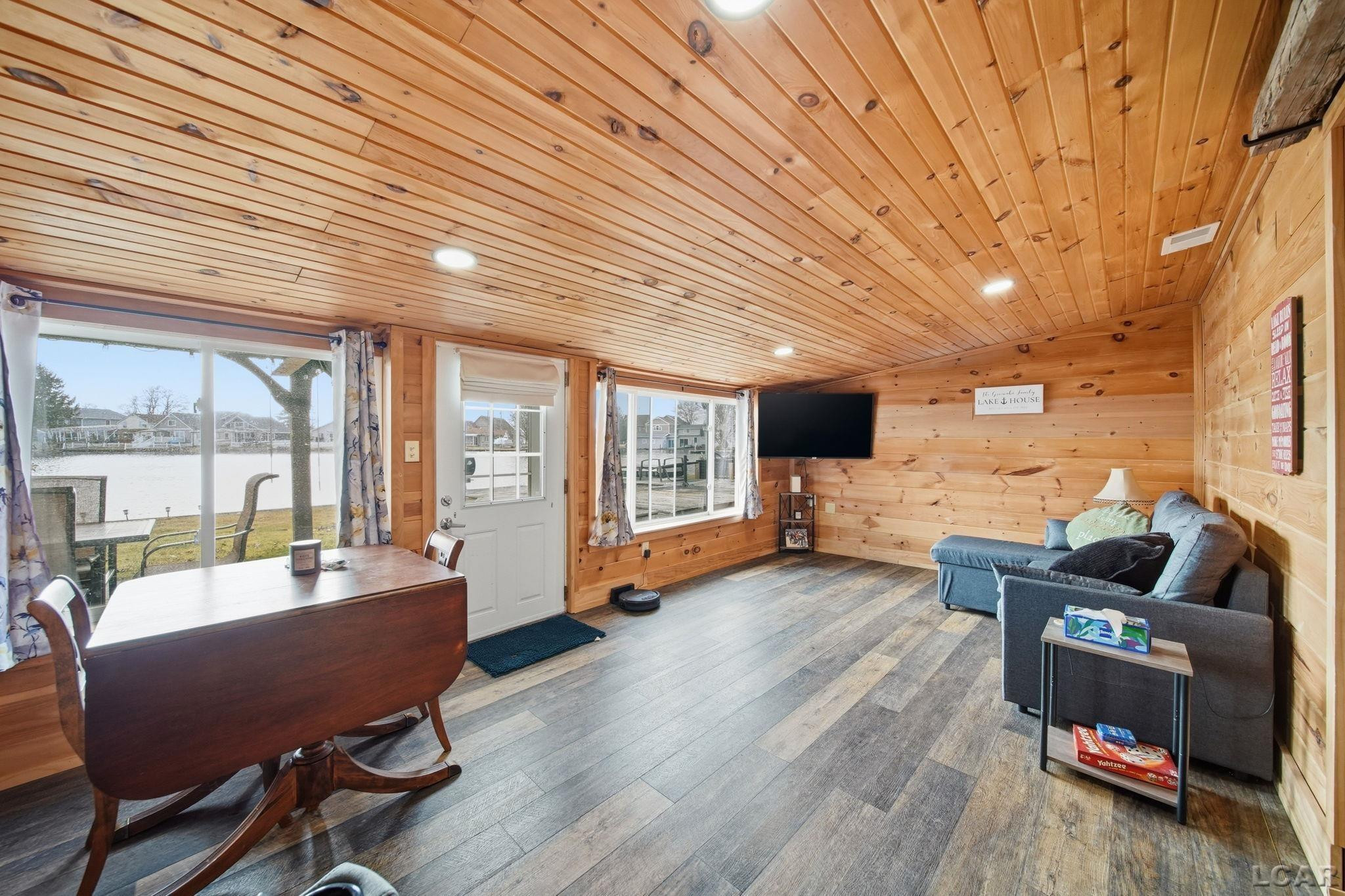 11360 W Ferndale Drive, Manitou Beach, MI 49253 — Photo 17