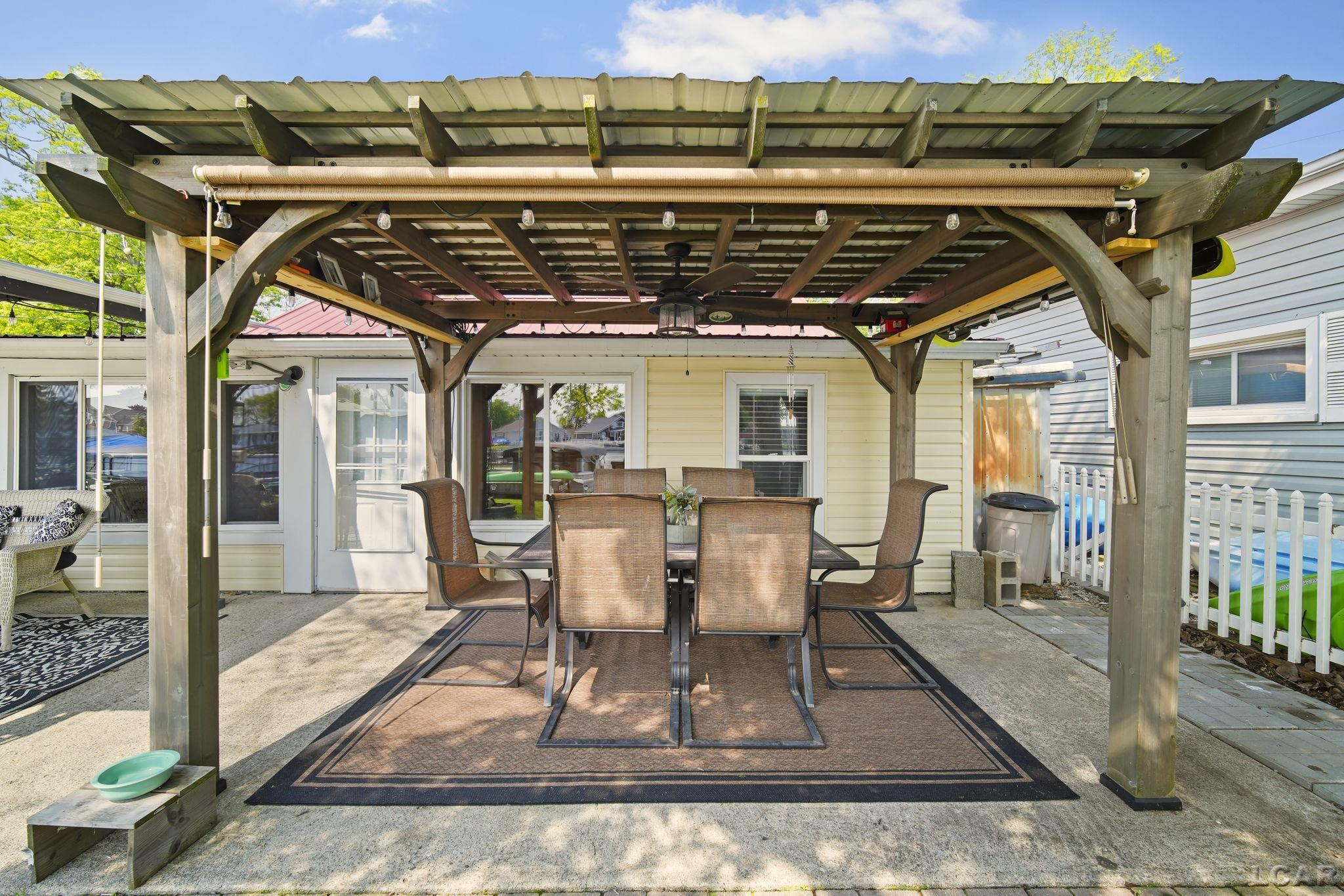 11360 W Ferndale Drive, Manitou Beach, MI 49253 — Photo 21