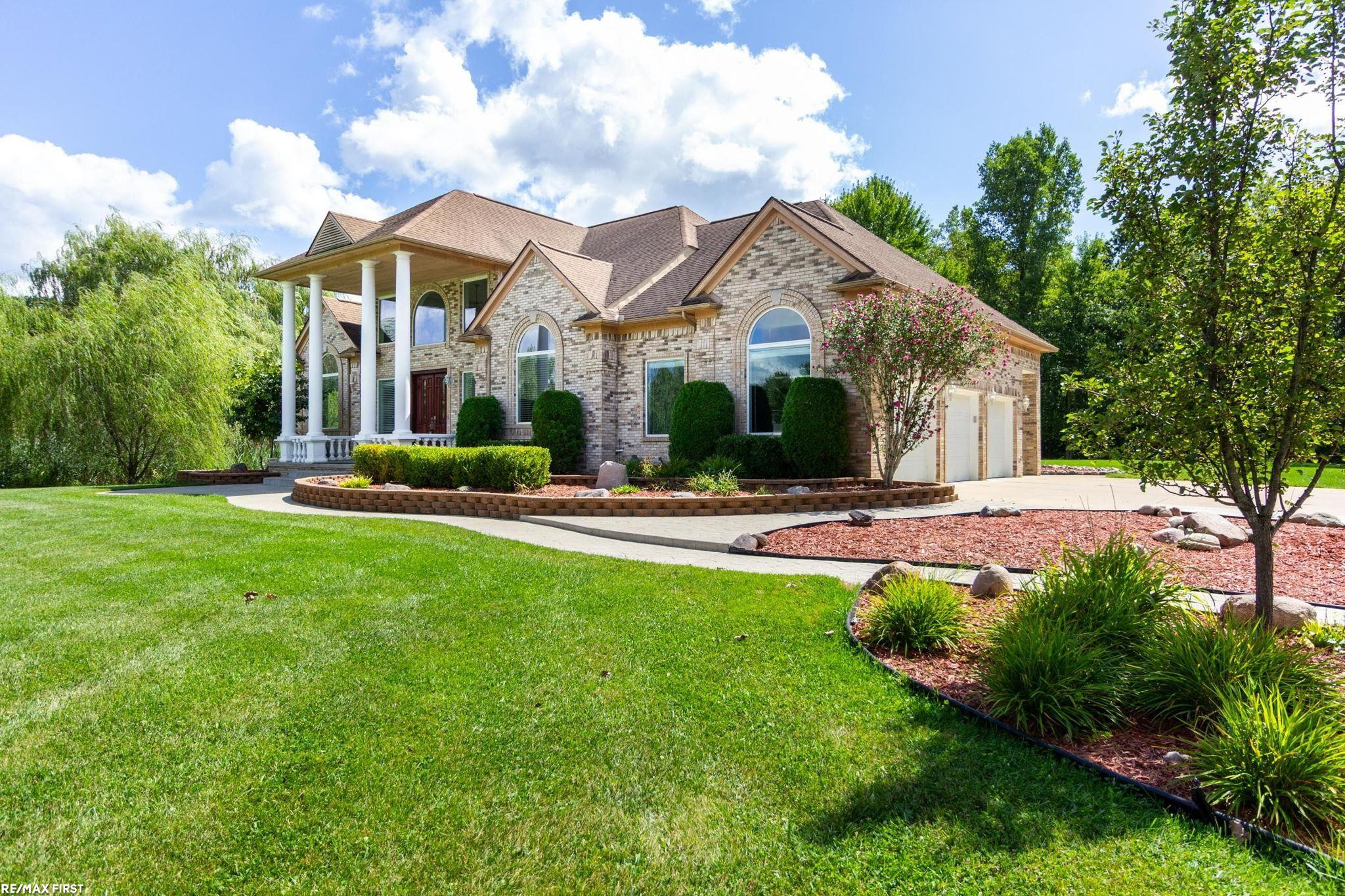 400 E Romeo Road, MI — Photo 21