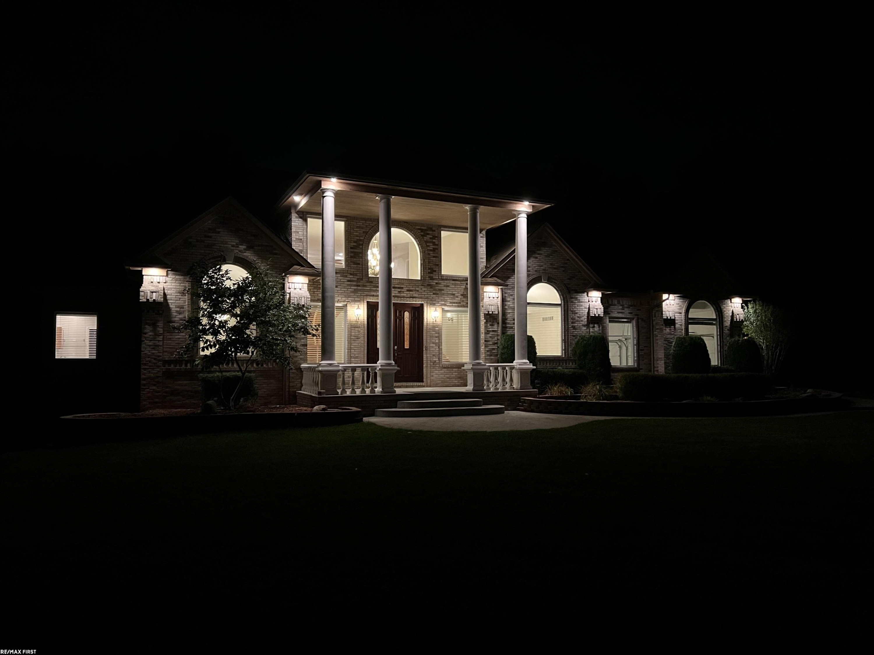 400 E Romeo Road, MI — Photo 29