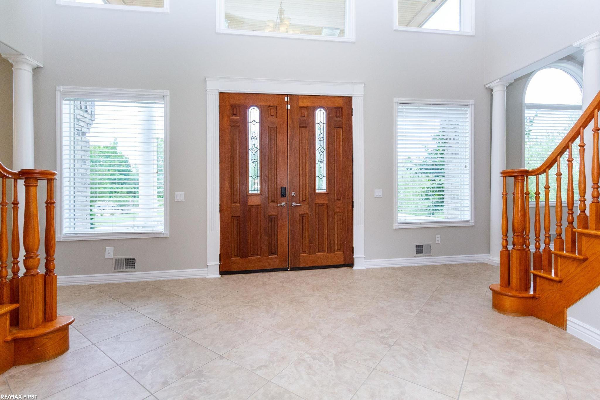 400 E Romeo Road, MI — Photo 31