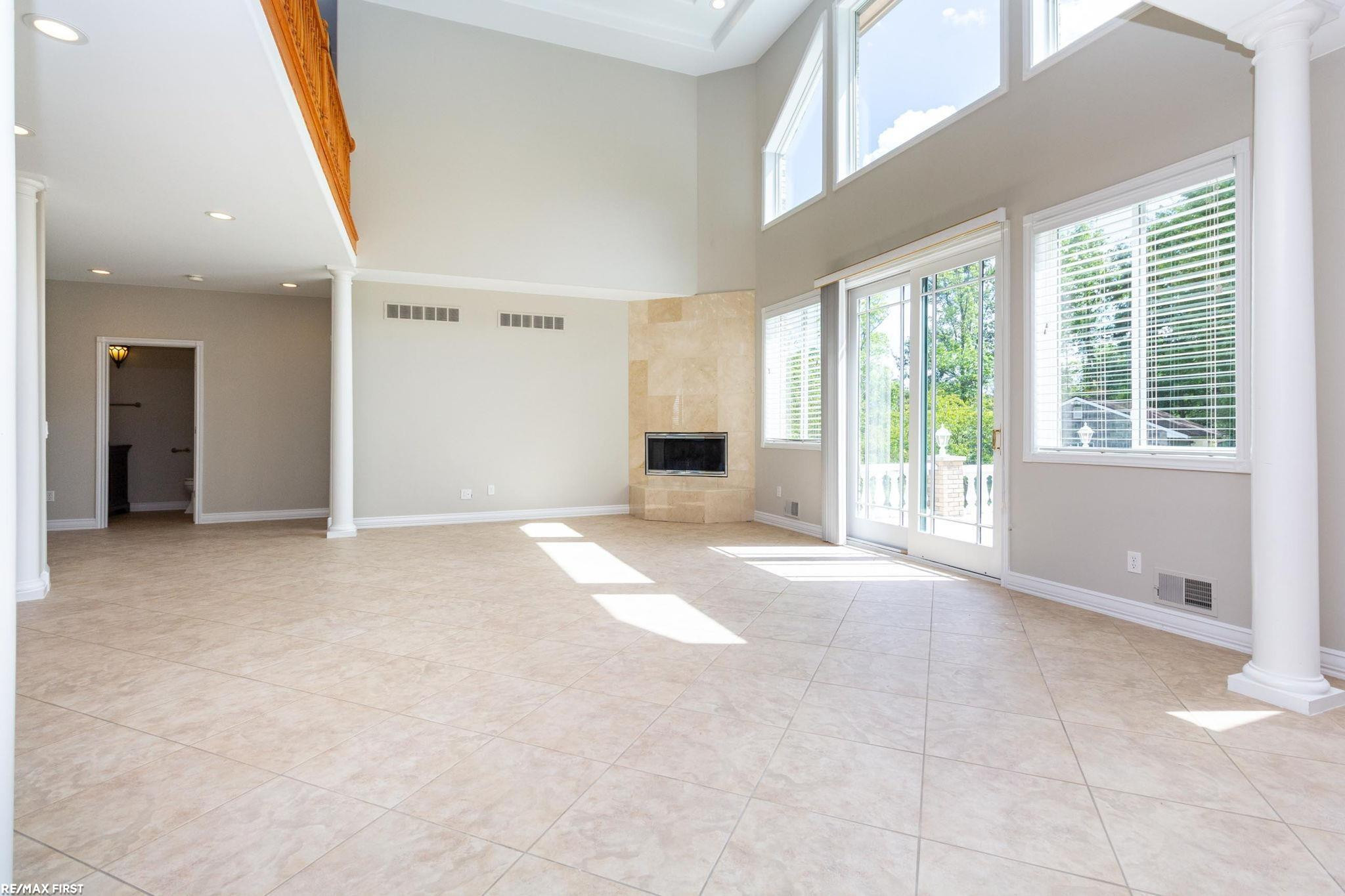 400 E Romeo Road, MI — Photo 34