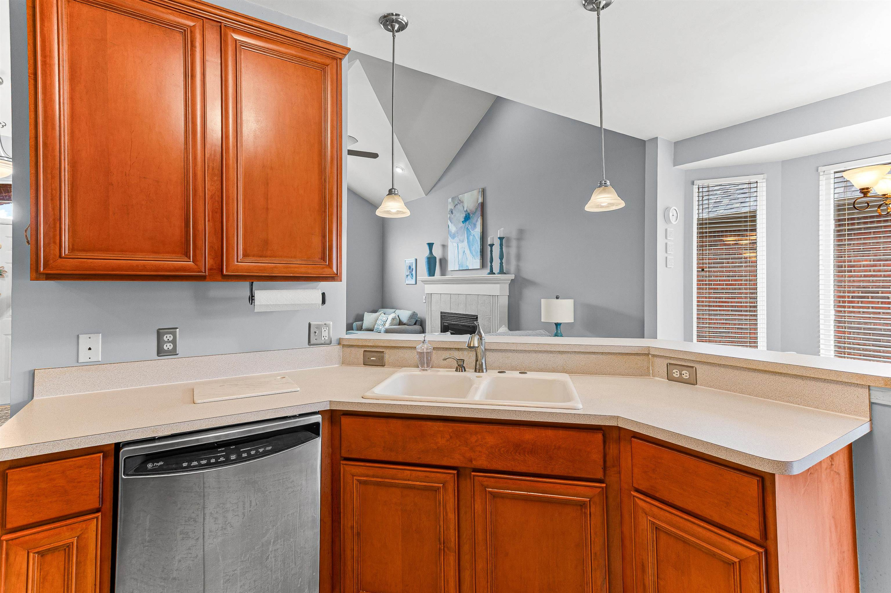 49514 Sable Creek Drive, Macomb, MI 48042 — Photo 24