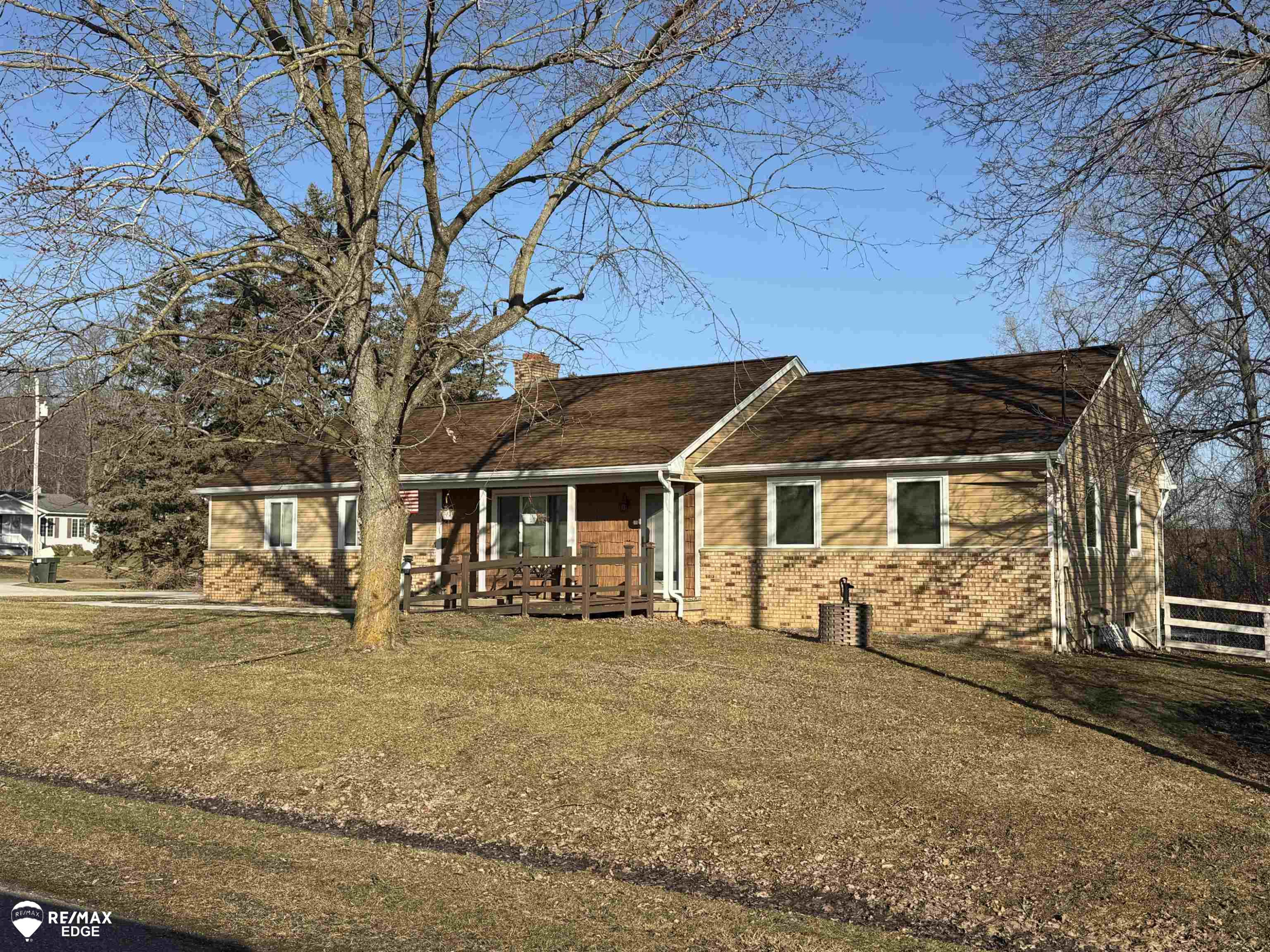 10239 Dar Lane, MI — Photo 3