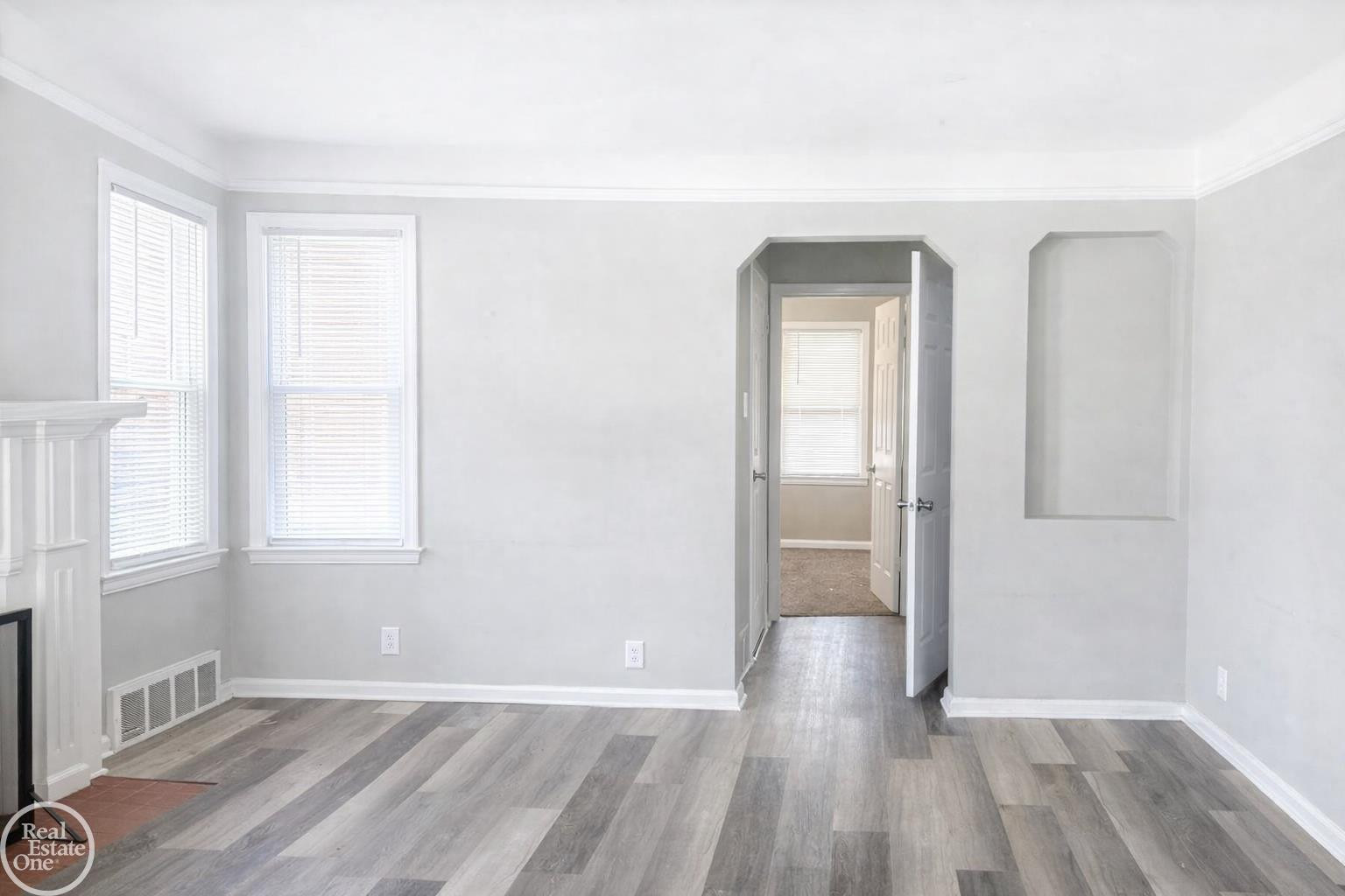 15608 Stricker Avenue, Eastpointe, MI 48021 — Photo 12