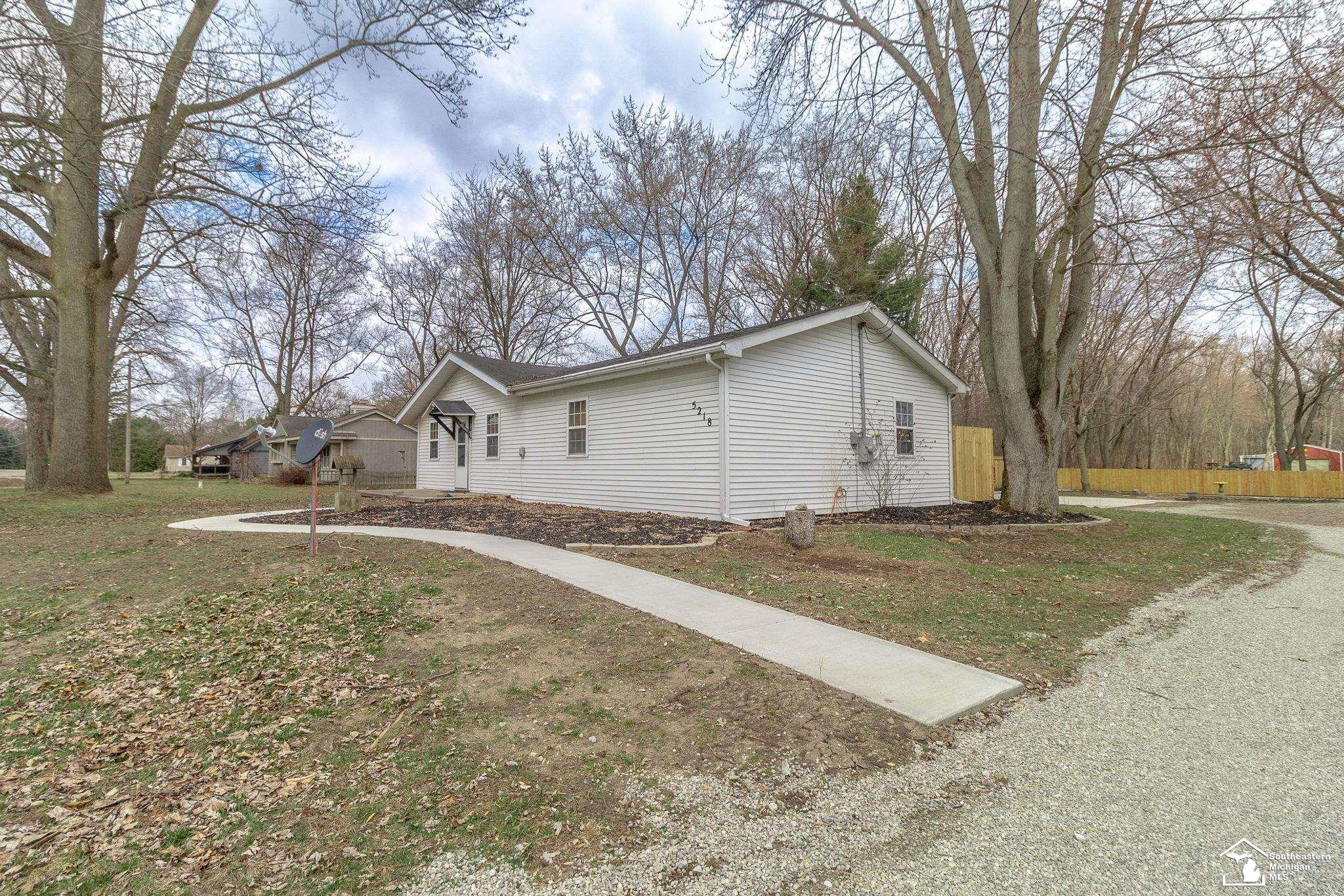 5218 Consear Road, MI 49267 — Photo 4