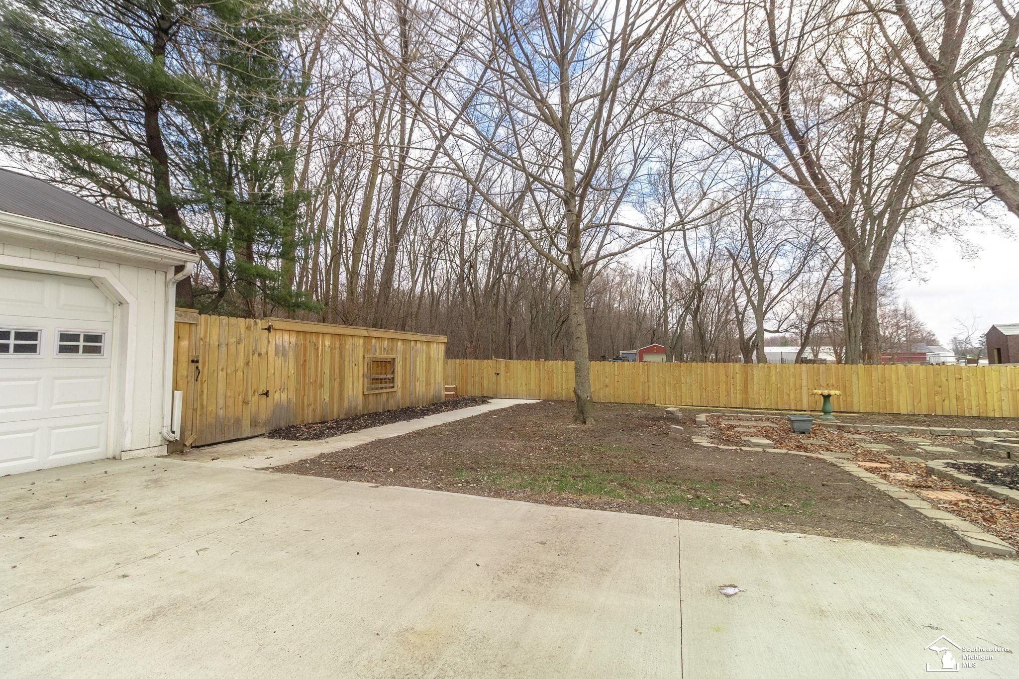 5218 Consear Road, MI 49267 — Photo 40
