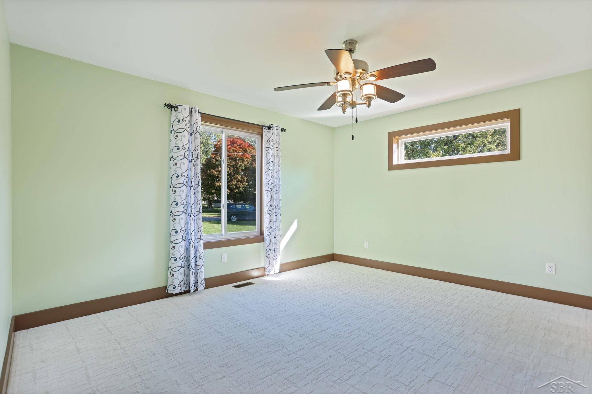 930 E North Street, Ithaca, MI 48847 — Photo 17