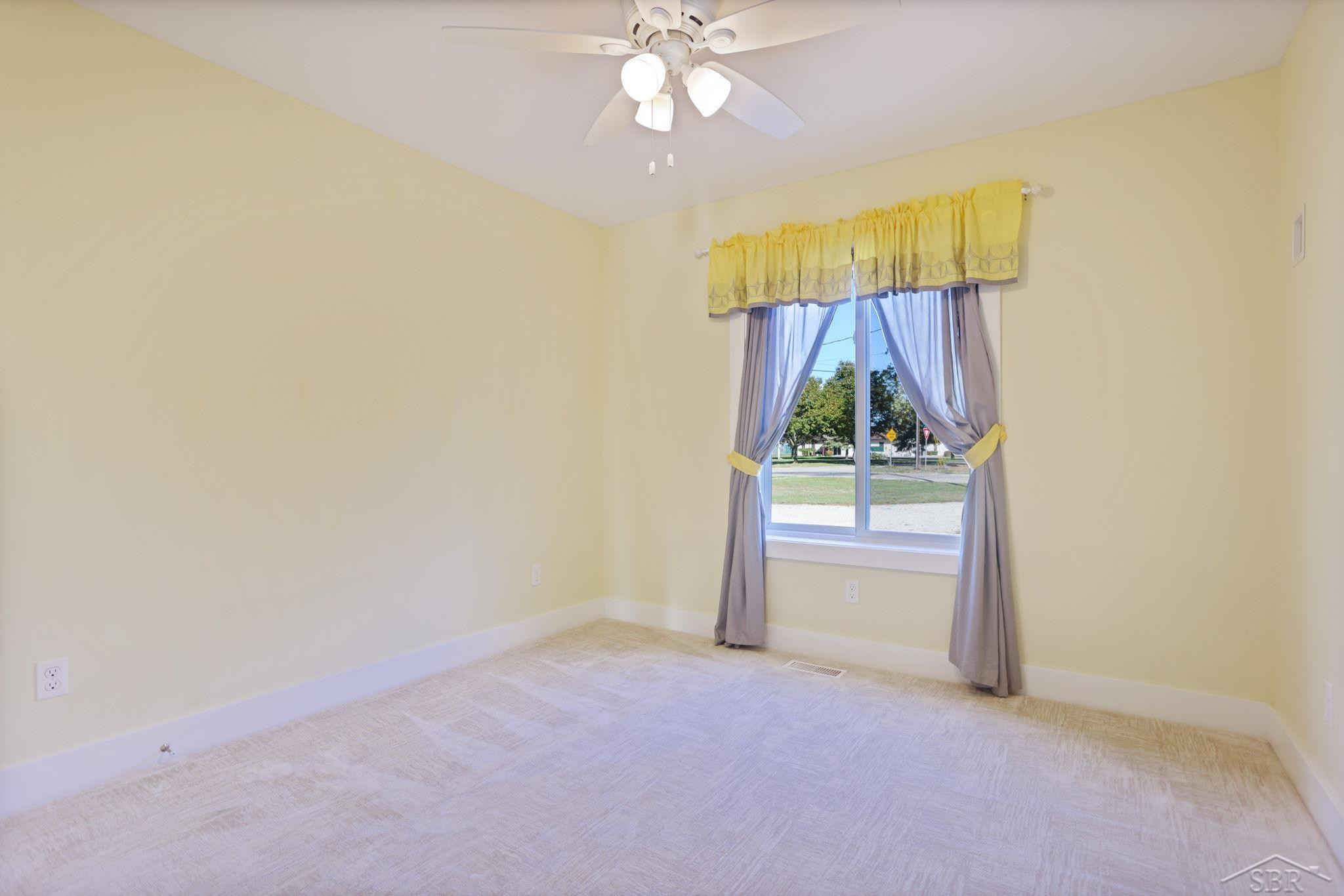 930 E North Street, Ithaca, MI 48847 — Photo 25