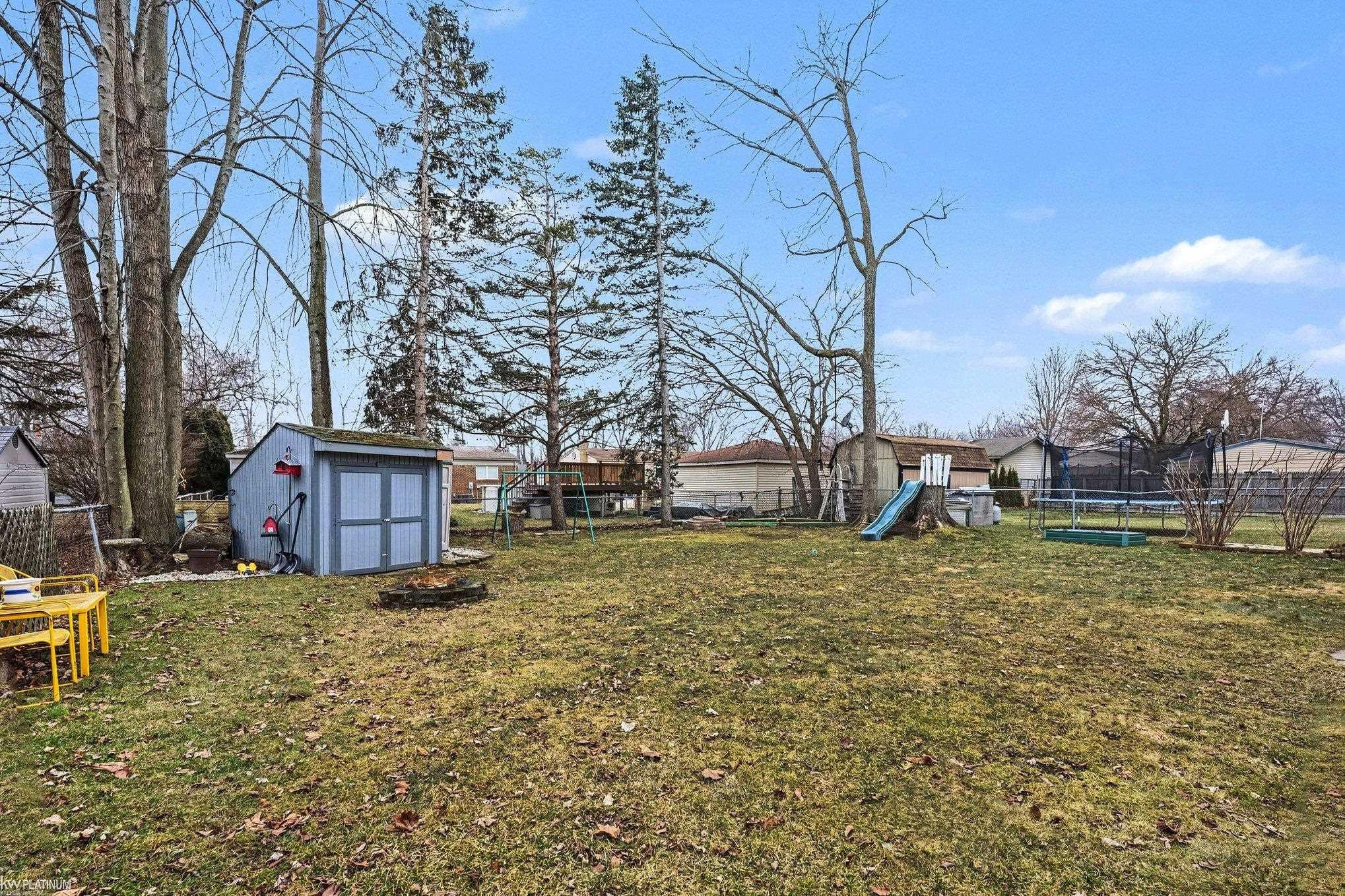 50625 Jim Drive, MI 48047 — Photo 28
