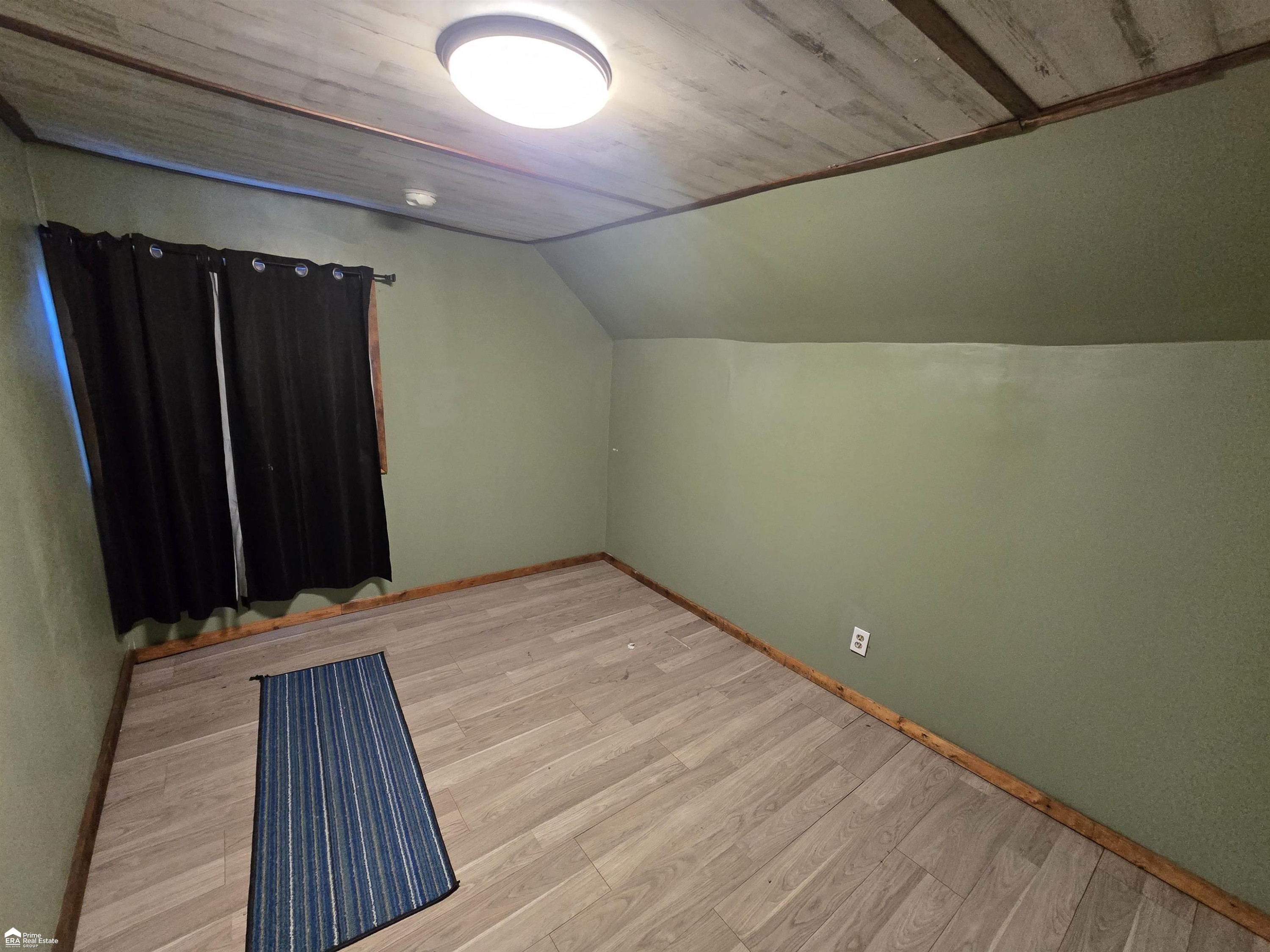 402 W Perry Street, Durand, MI 48429 — Photo 7