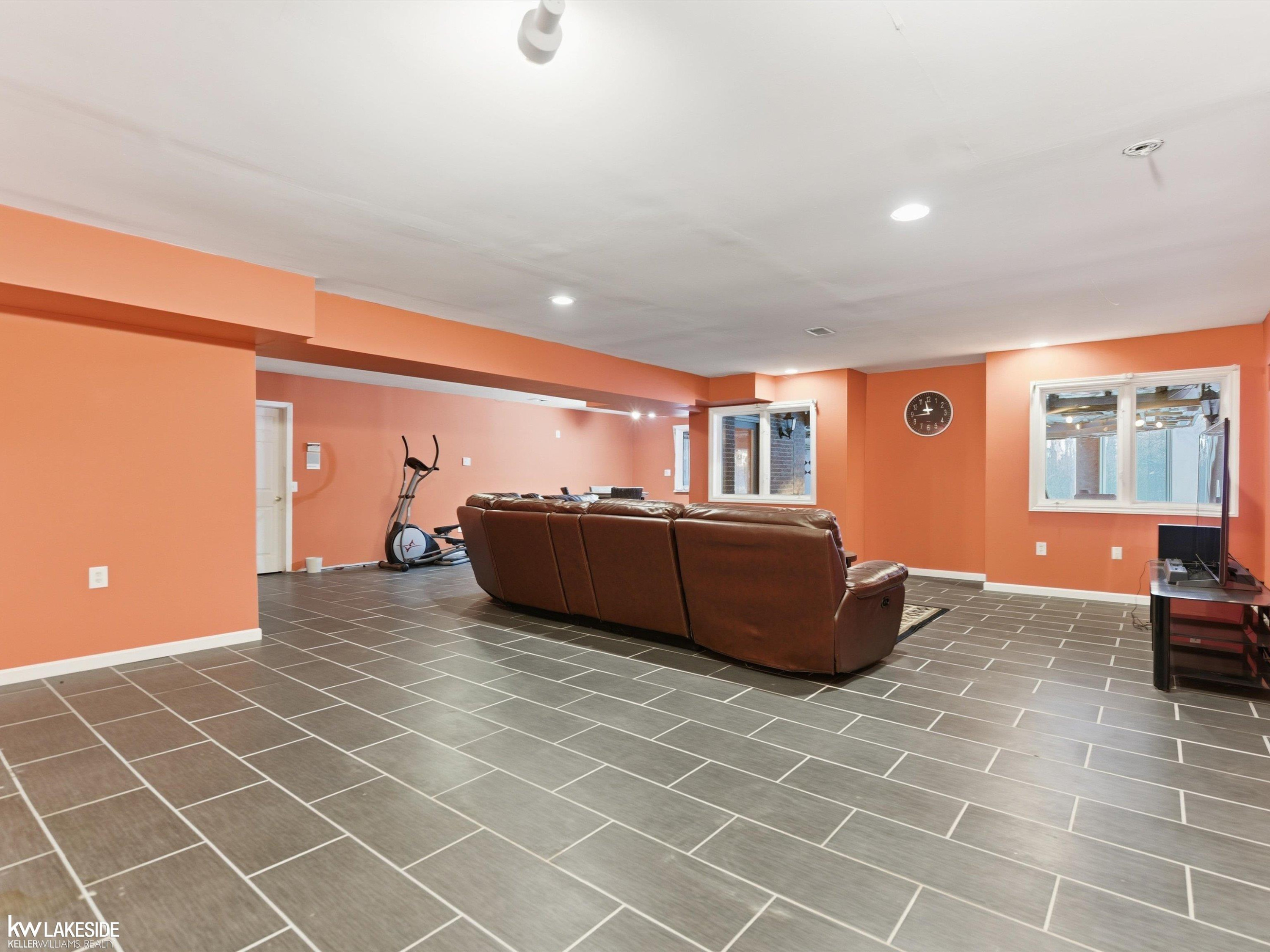 53792 Dominique Court, Shelby Twp, MI 48315 — Photo 36