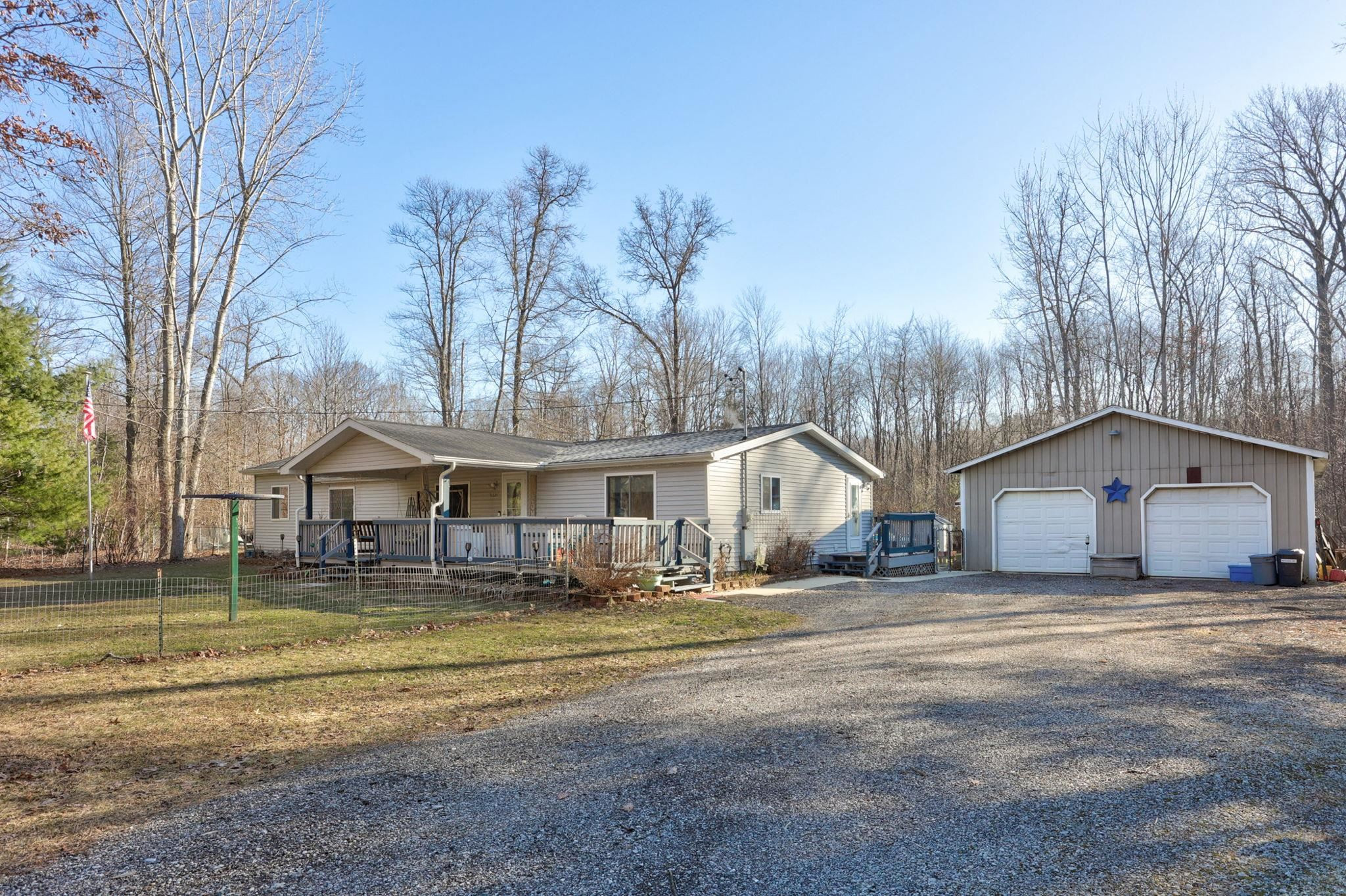 13225 East Road, Montrose, MI 48457 — front exterior