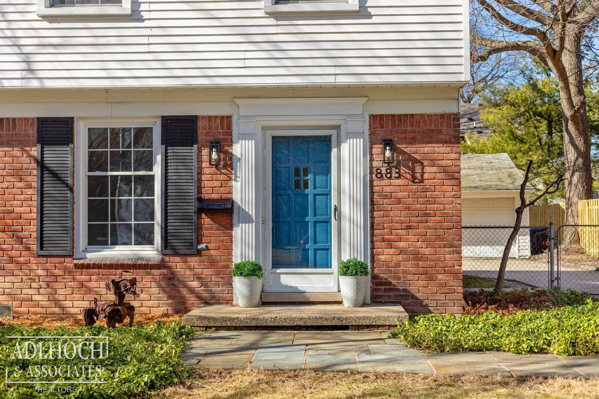 883 Lakepointe Street, Grosse Pointe, MI 48230 — Photo 3