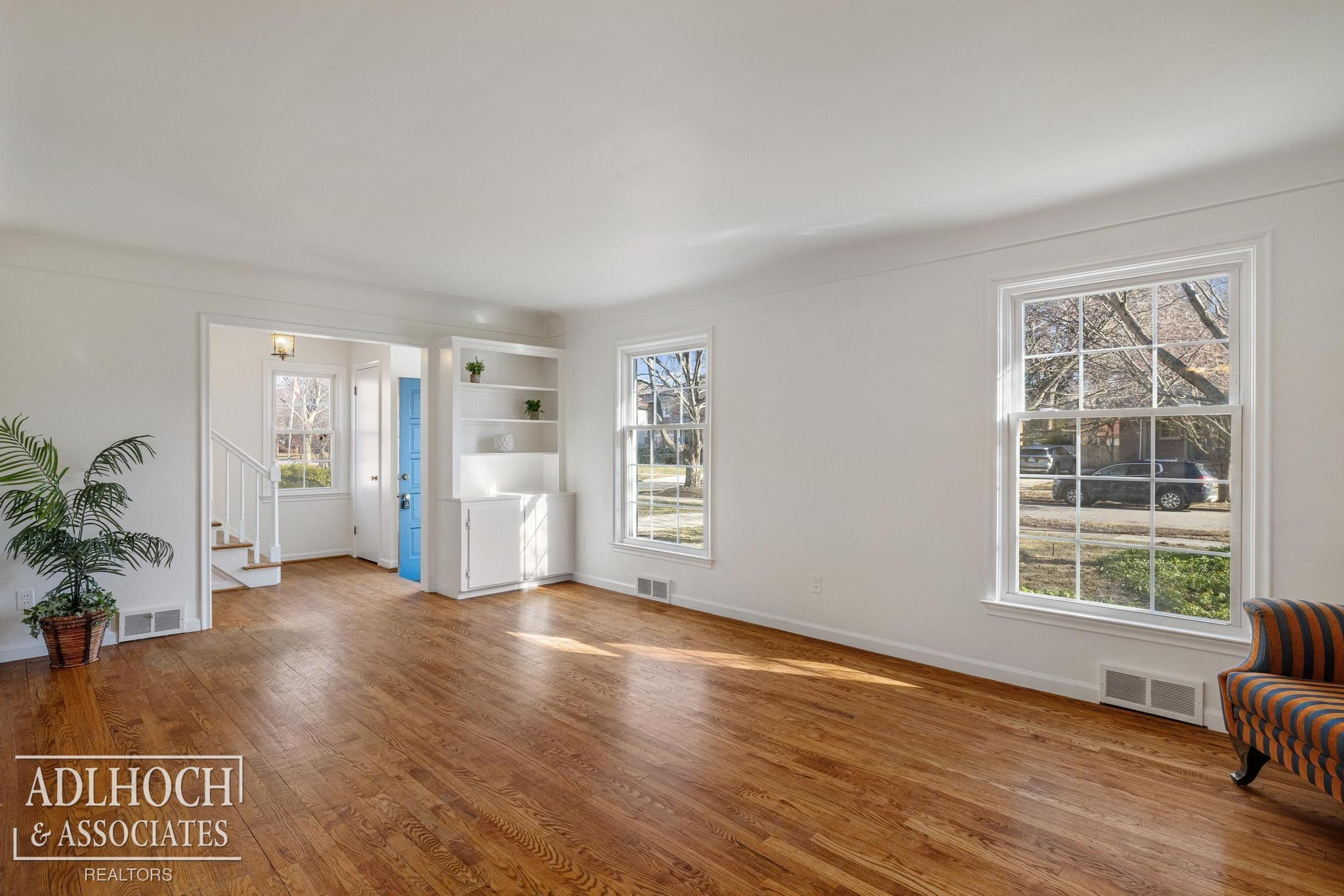 883 Lakepointe Street, Grosse Pointe, MI 48230 — Photo 10