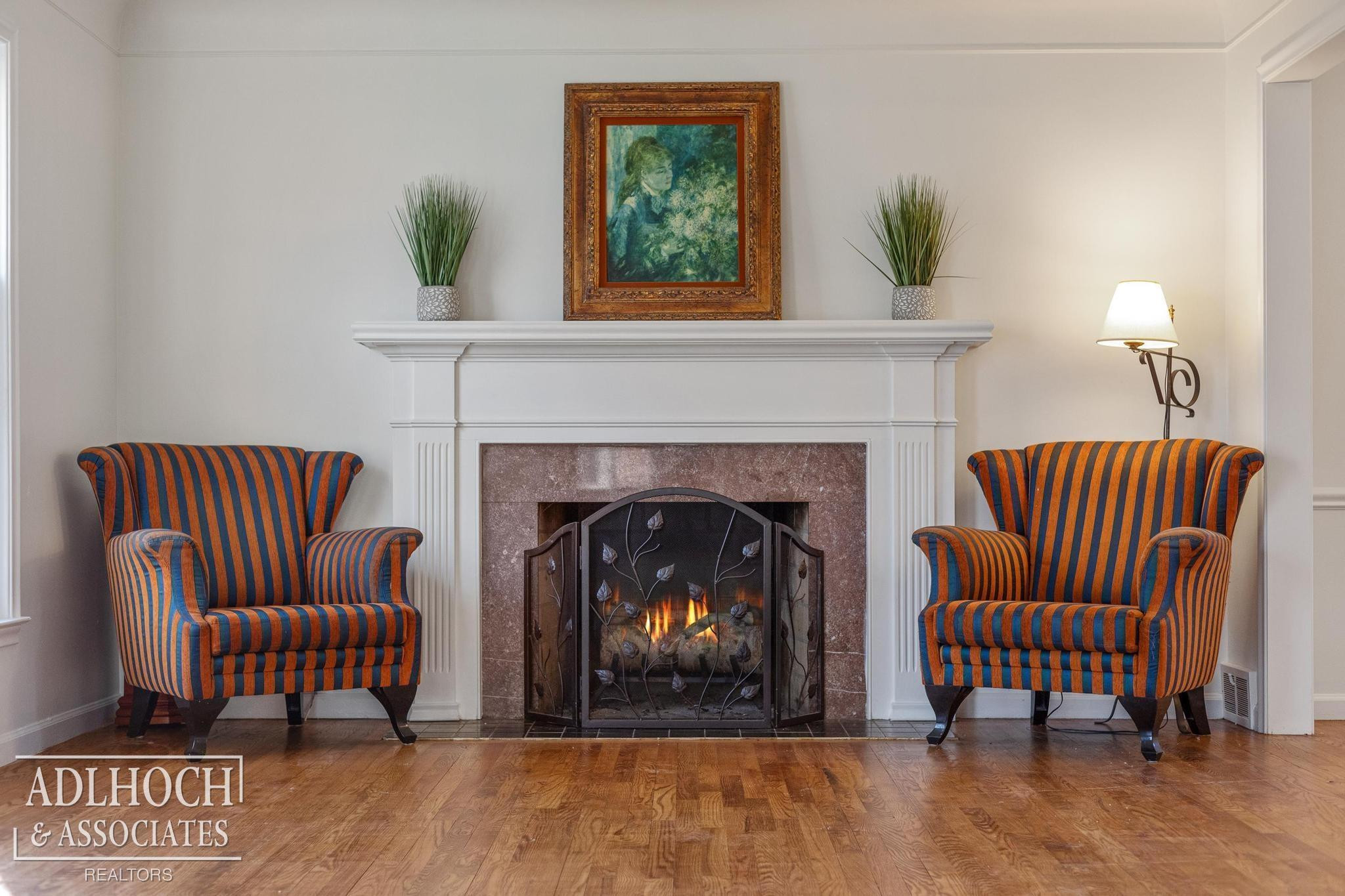 883 Lakepointe Street, Grosse Pointe, MI 48230 — Photo 12