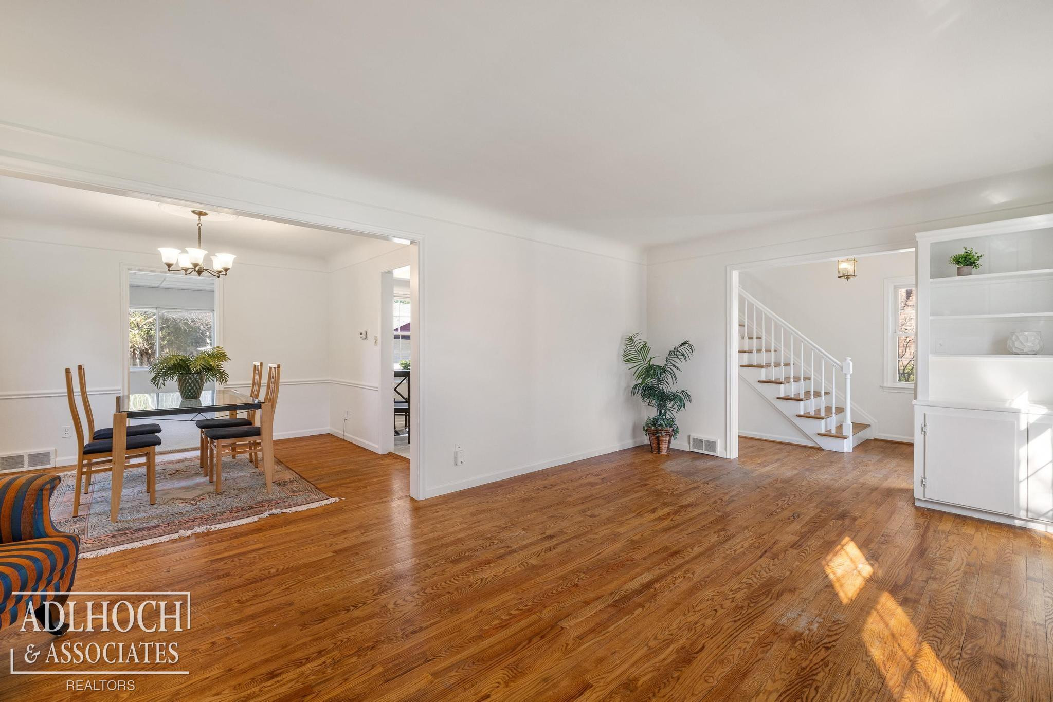 883 Lakepointe Street, Grosse Pointe, MI 48230 — Photo 14