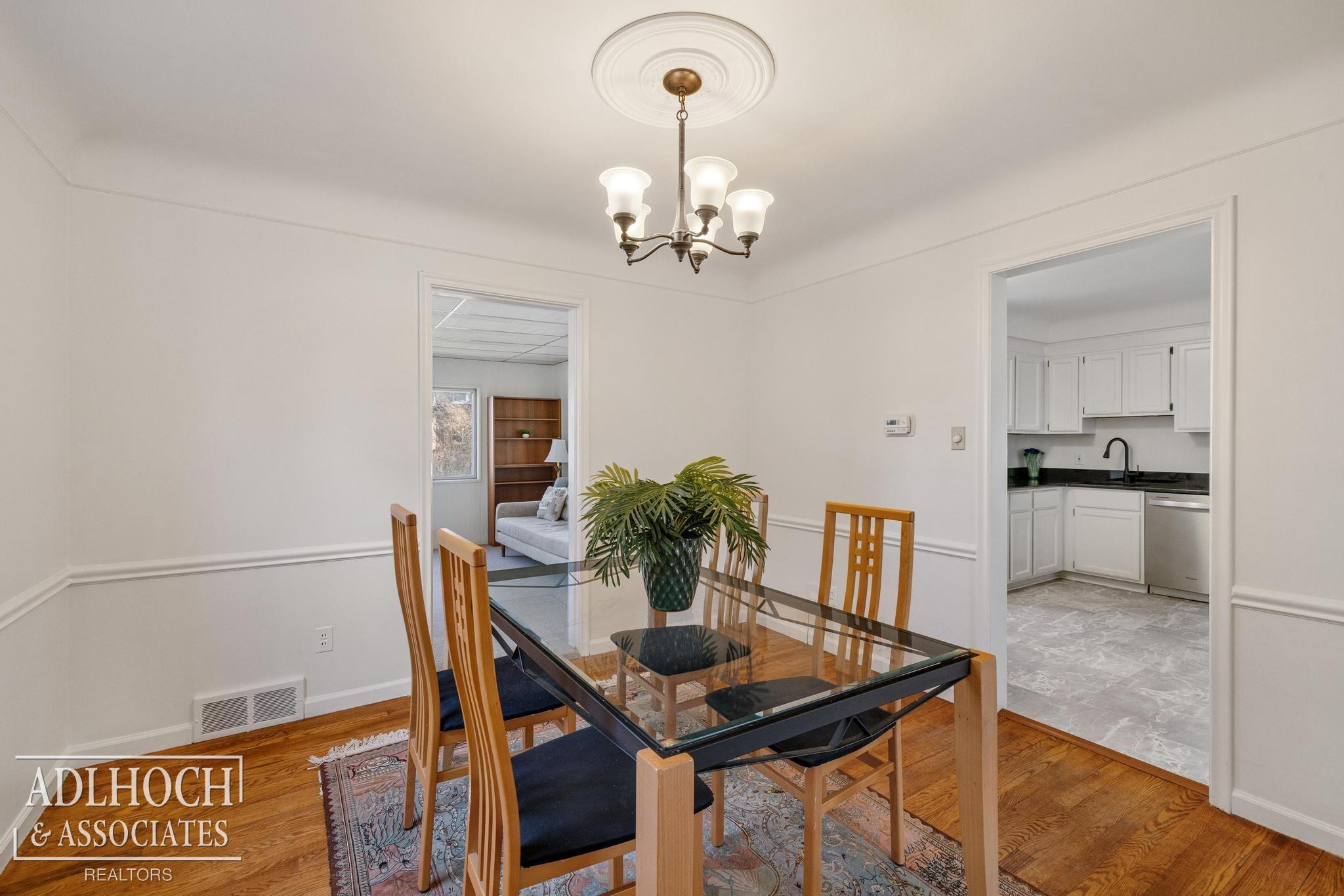 883 Lakepointe Street, Grosse Pointe, MI 48230 — Photo 16