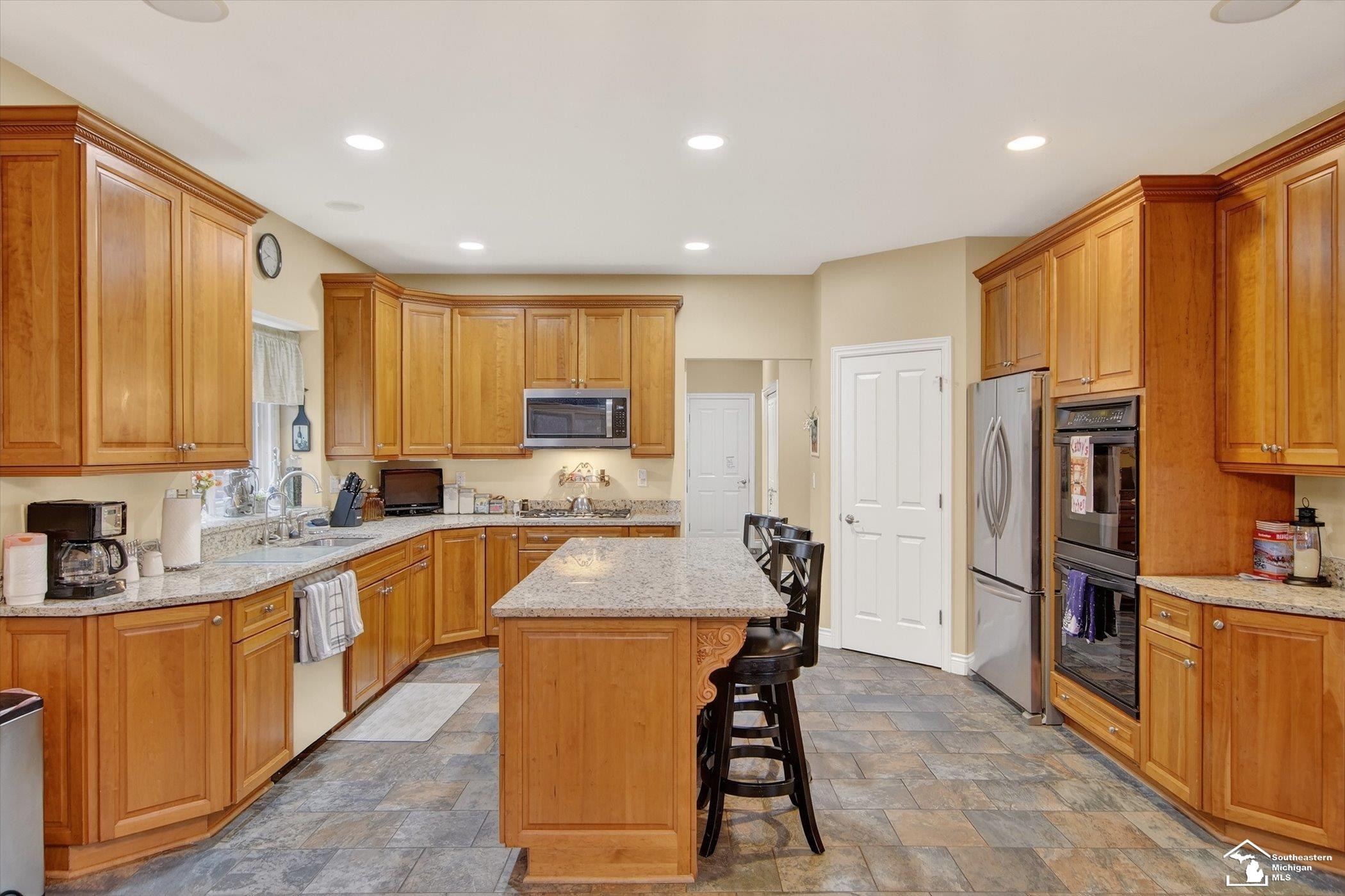 202 Orleans Avenue, Monroe, MI 48162 — Photo 14
