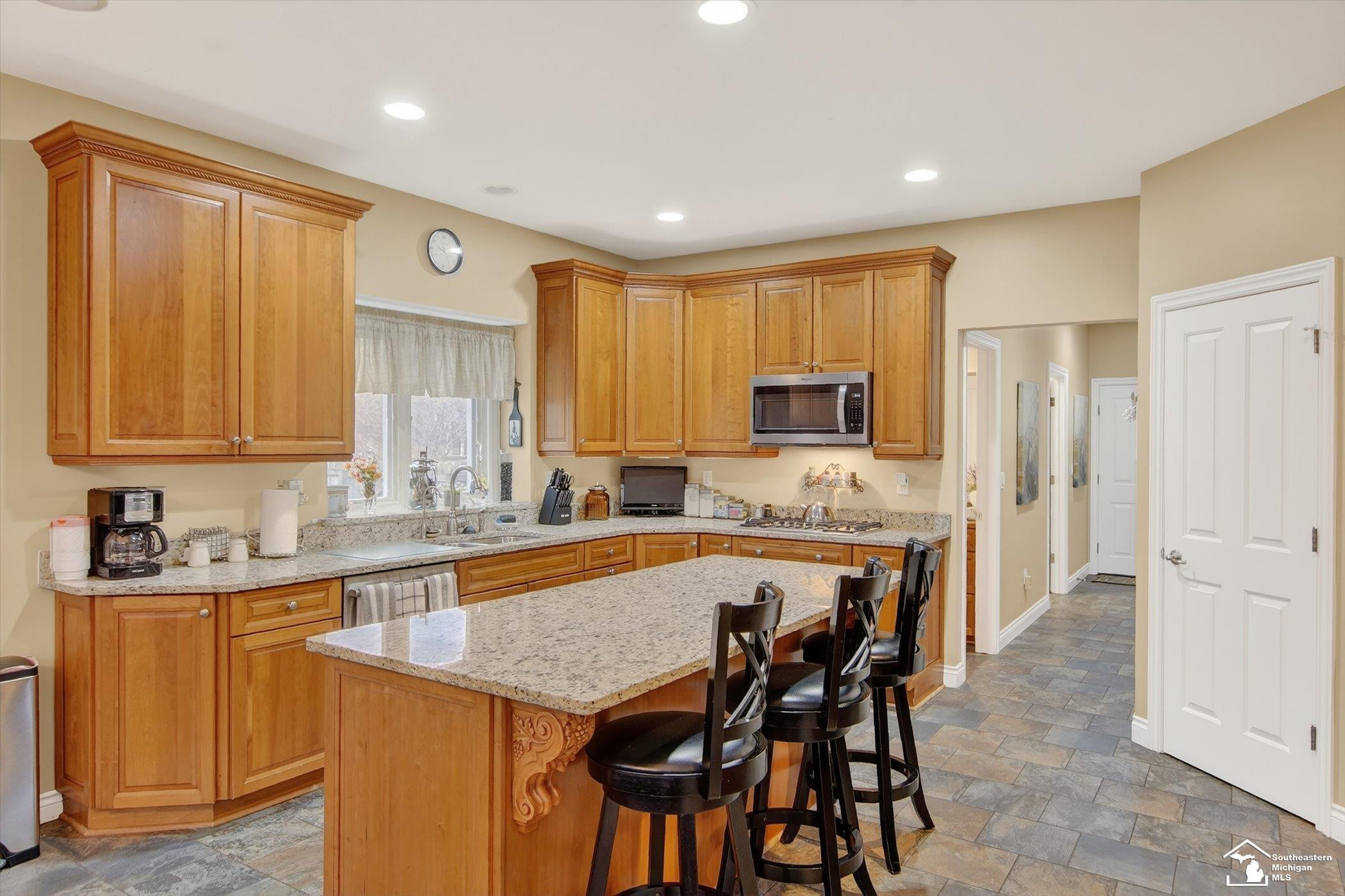 202 Orleans Avenue, Monroe, MI 48162 — Photo 15