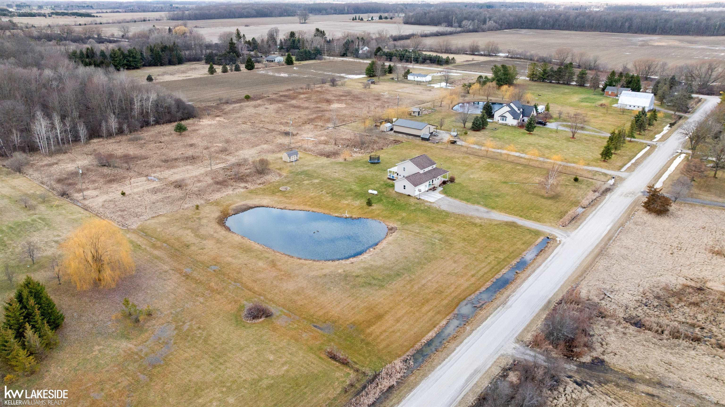 8415 Emmett Road, Yale, MI 48097 — Photo 42