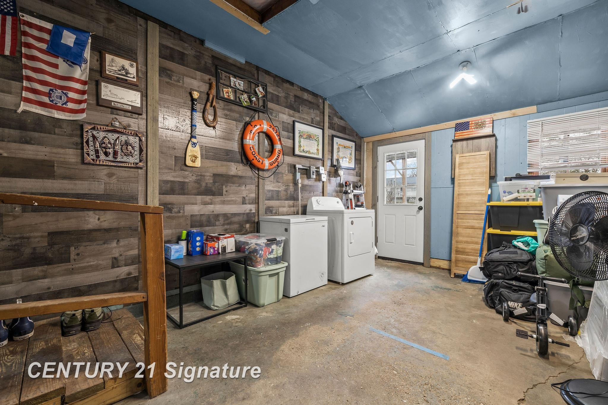 2115 Carolina Street, Midland, MI 48642 — Photo 23