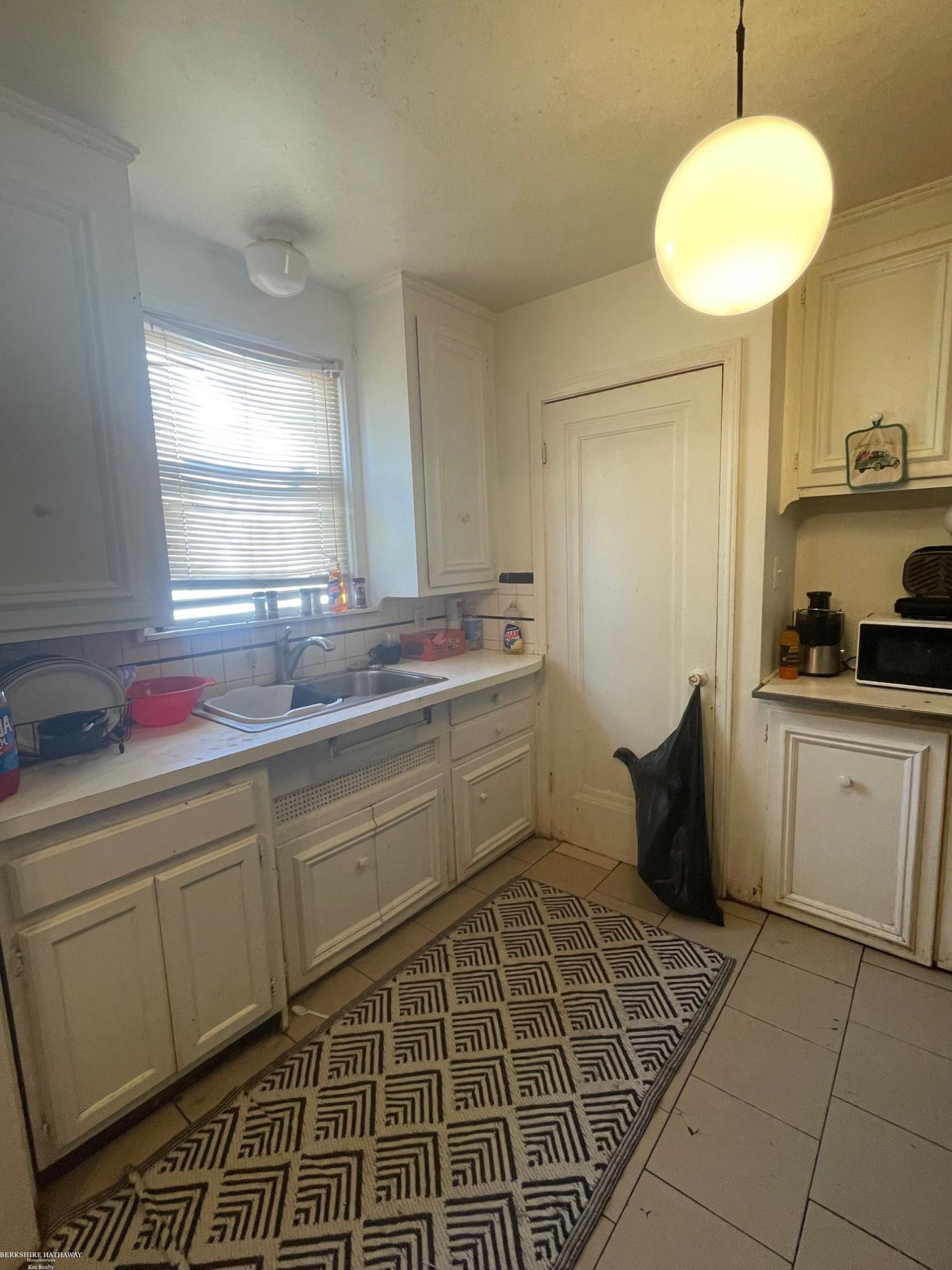 5570 Farmbrook Street, Detroit, MI 48224 — Photo 6