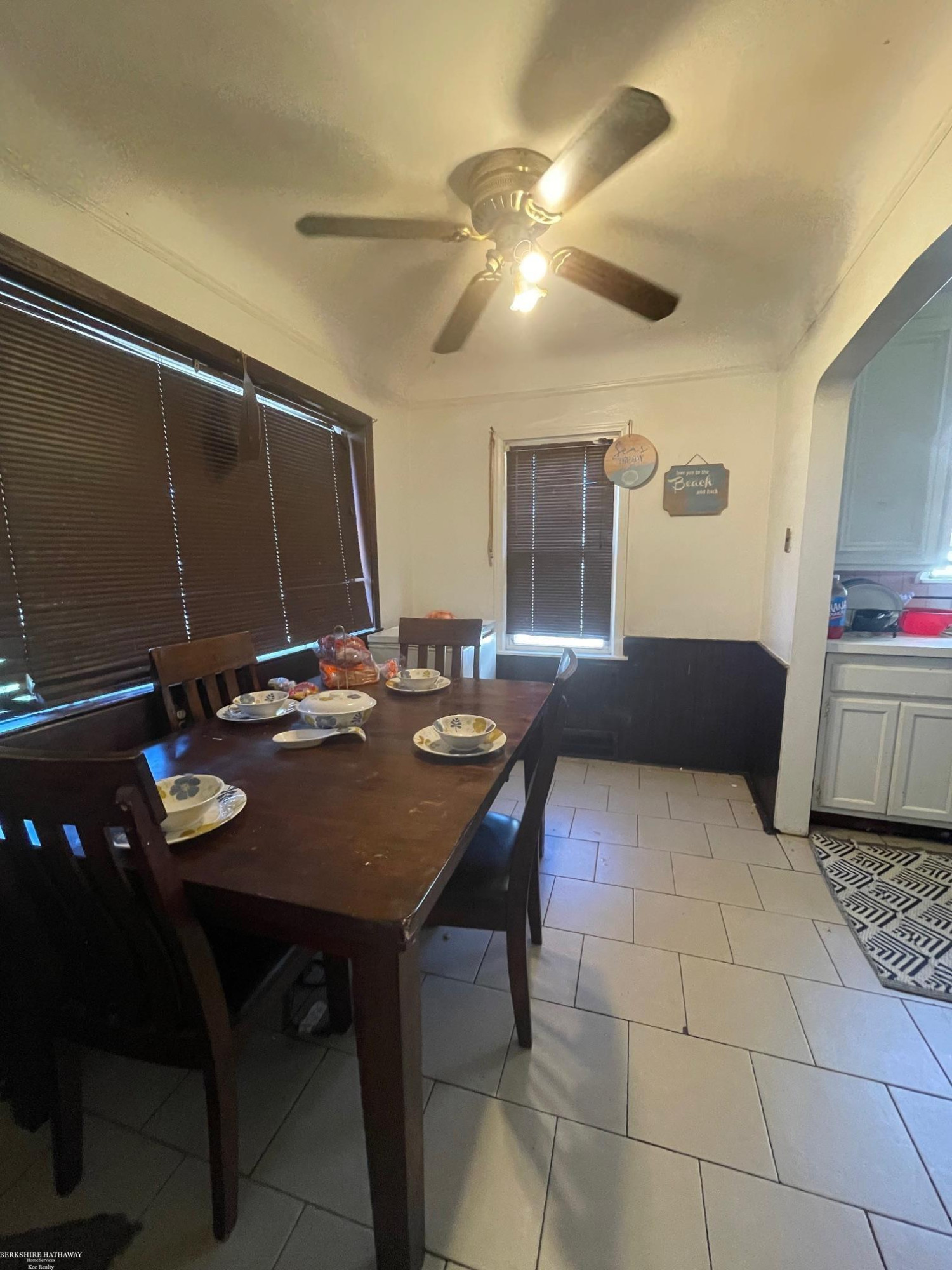 5570 Farmbrook Street, Detroit, MI 48224 — Photo 8