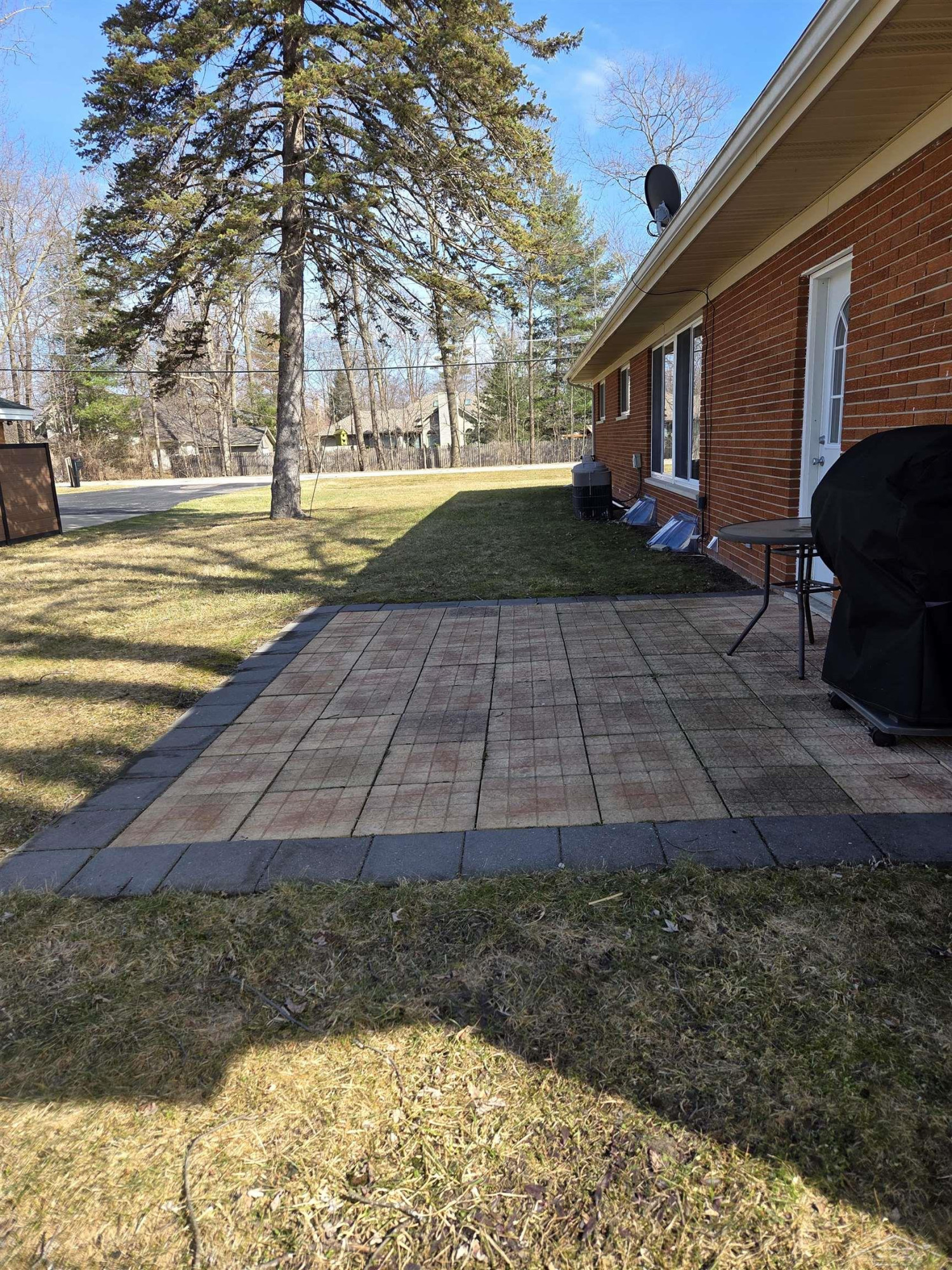 8020 Winchester Court, Saginaw, MI 48609 — Photo 24