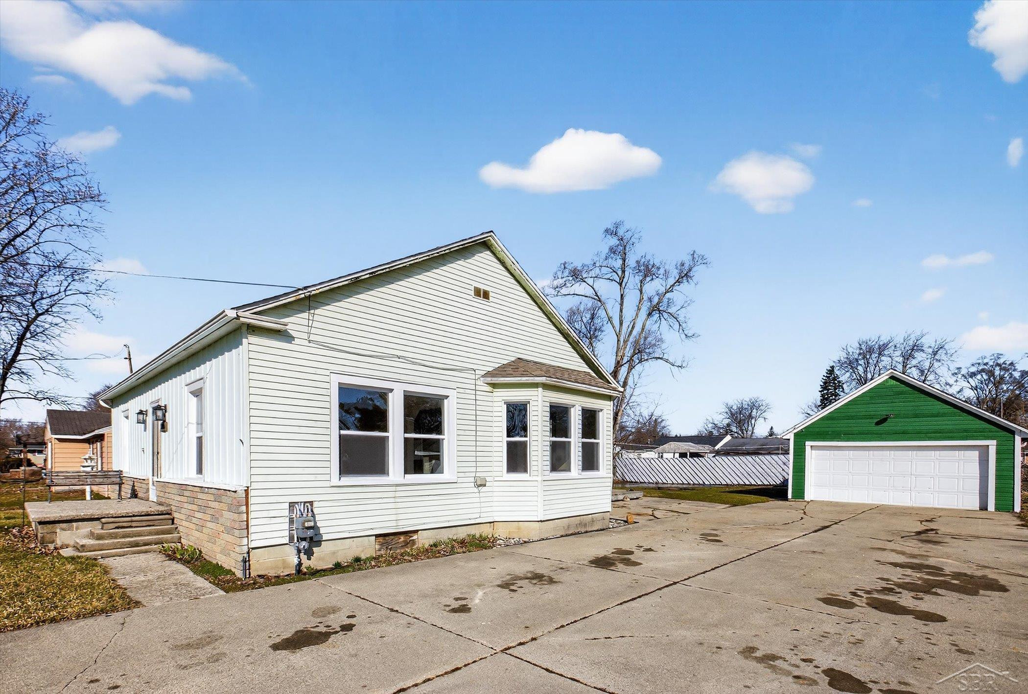 2529 Kansas Avenue, Saginaw, MI 48601 — Photo 29