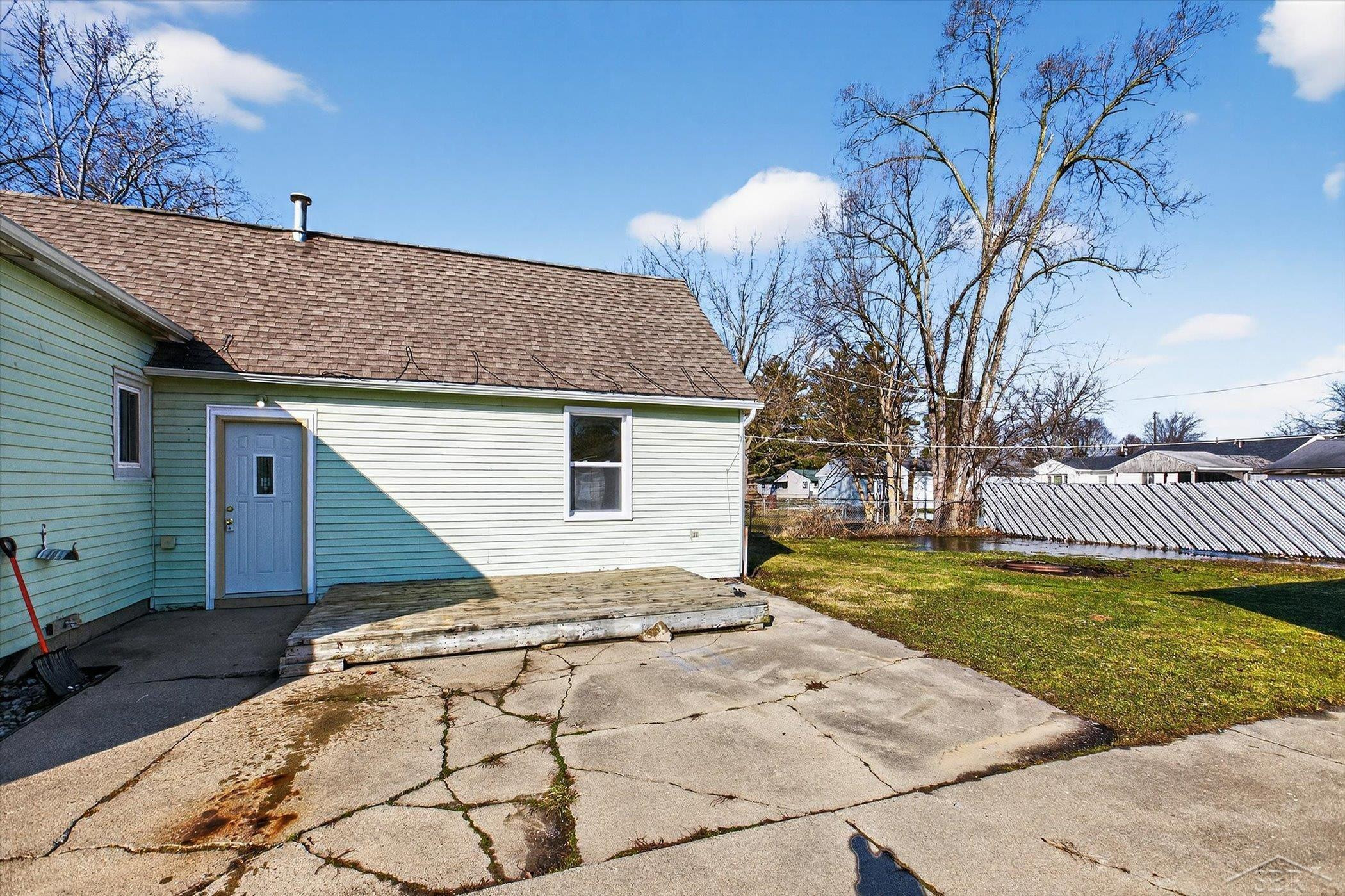 2529 Kansas Avenue, Saginaw, MI 48601 — Photo 30