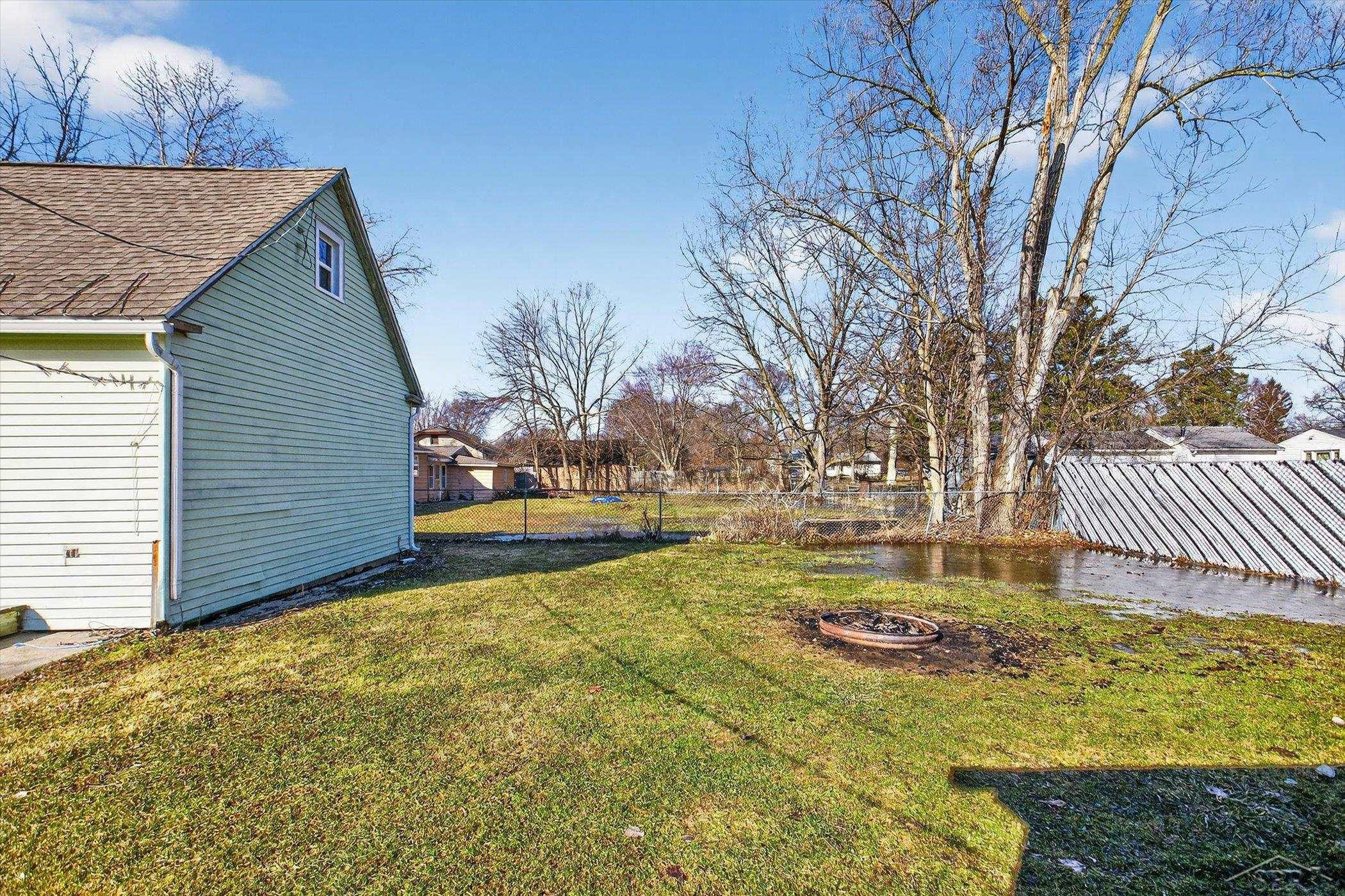 2529 Kansas Avenue, Saginaw, MI 48601 — Photo 32