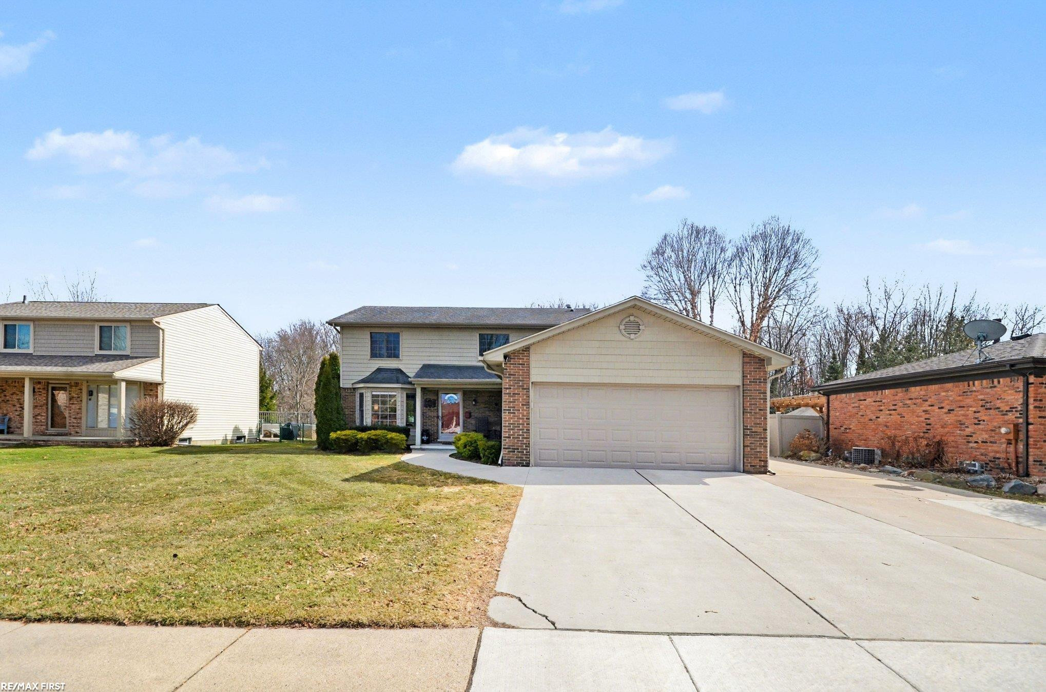 37084 Fox Pointe Drive, New Baltimore, MI 48047 — Photo 2
