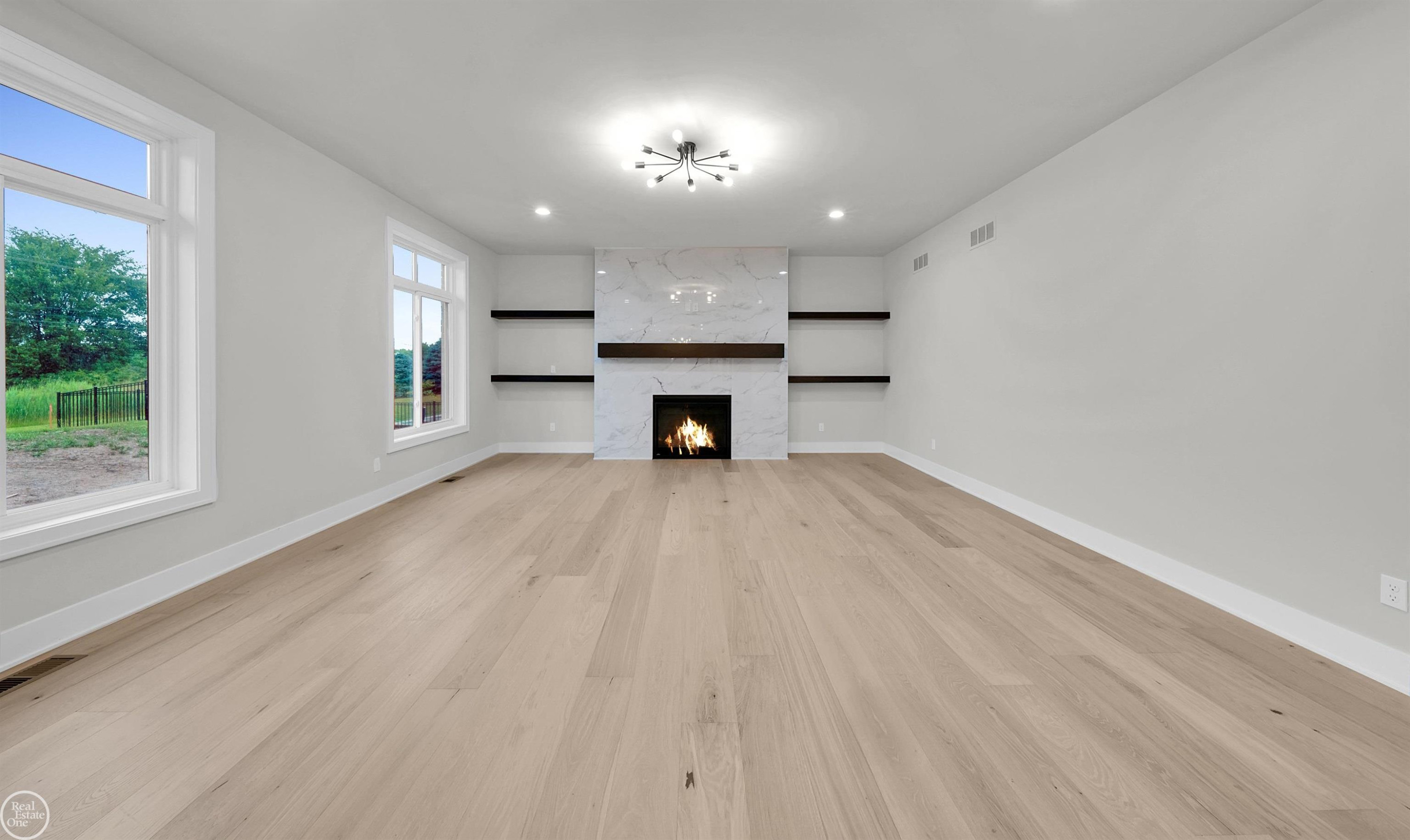 36711 N Pointe Drive, New Baltimore, MI 48047 — Photo 21